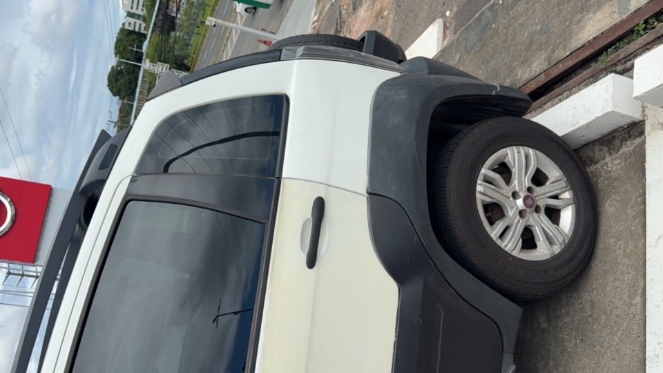 FIAT IDEA 1.8 MPI ADVENTURE 8V FLEX 4P AUTOMATIZADO