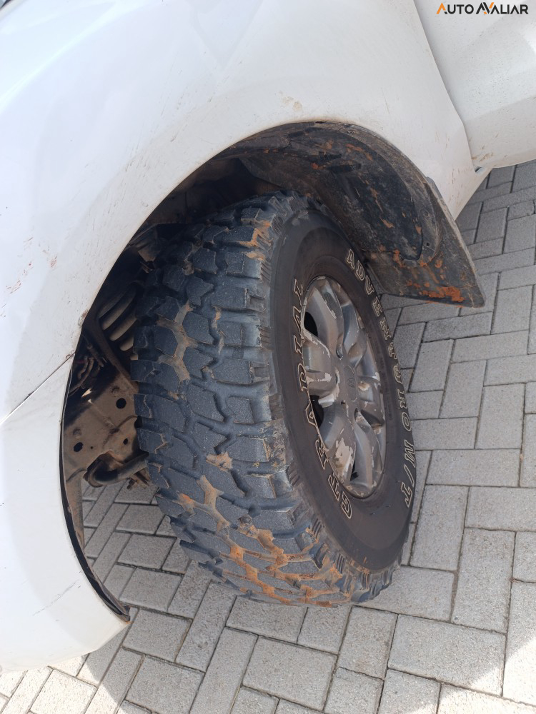 FORD RANGER 3.2 XLS 4X4 CS 20V DIESEL 2P MANUAL