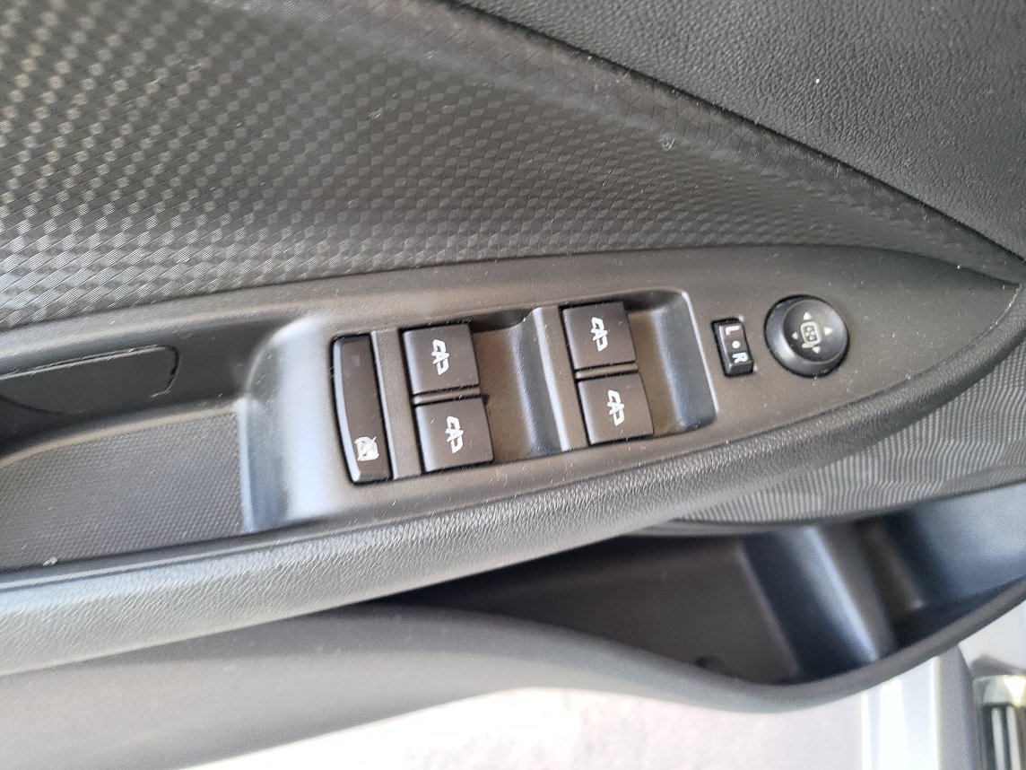 CHEVROLET ONIX LTZ 1.0 12V TB Flex Mec