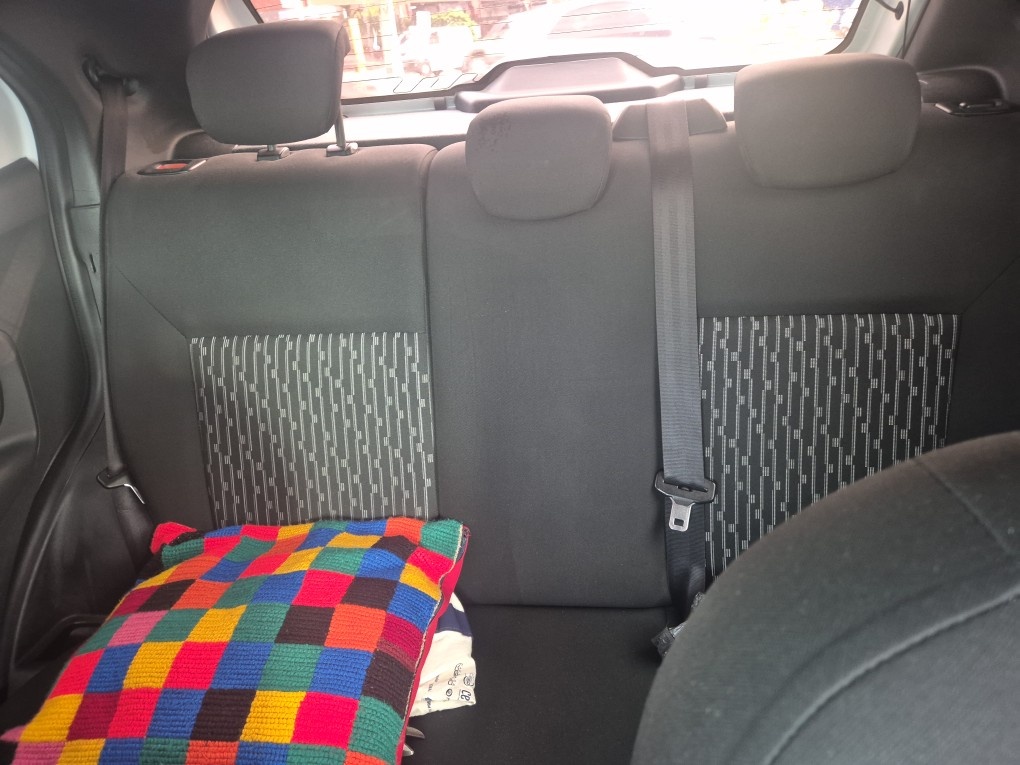 FORD KA 1.0 TI-VCT FLEX S MANUAL