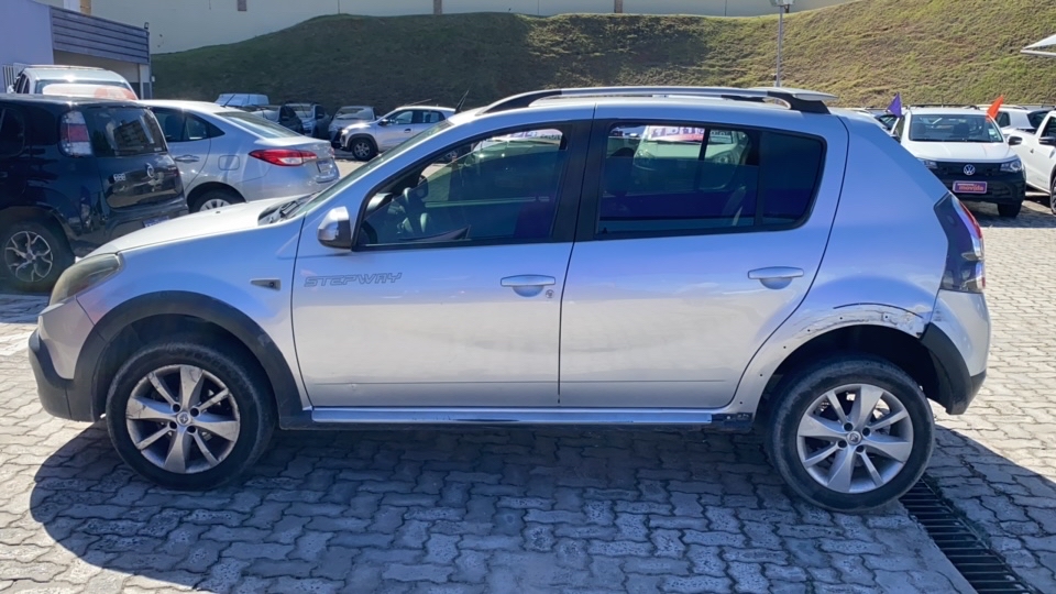 RENAULT SANDERO 1.6 STEPWAY 16V FLEX 4P AUTOMATICO