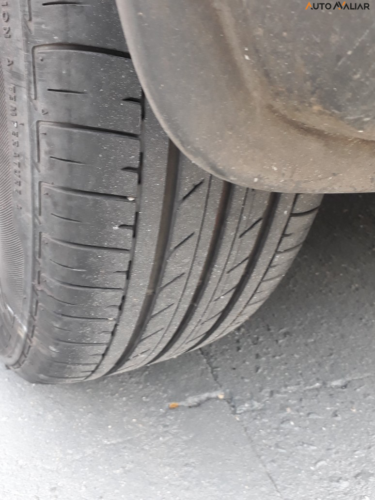 CHEVROLET ONIX 1.4 MPFI ACTIV 8V FLEX 4P AUTOMATICO