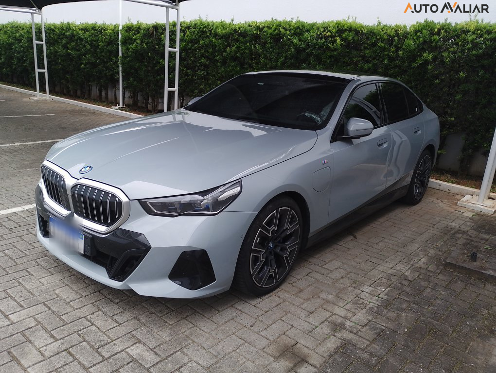 BMW 530E 2.0 TWINPOWER PHEV M SPORT AUTOM&Aacute;TICO