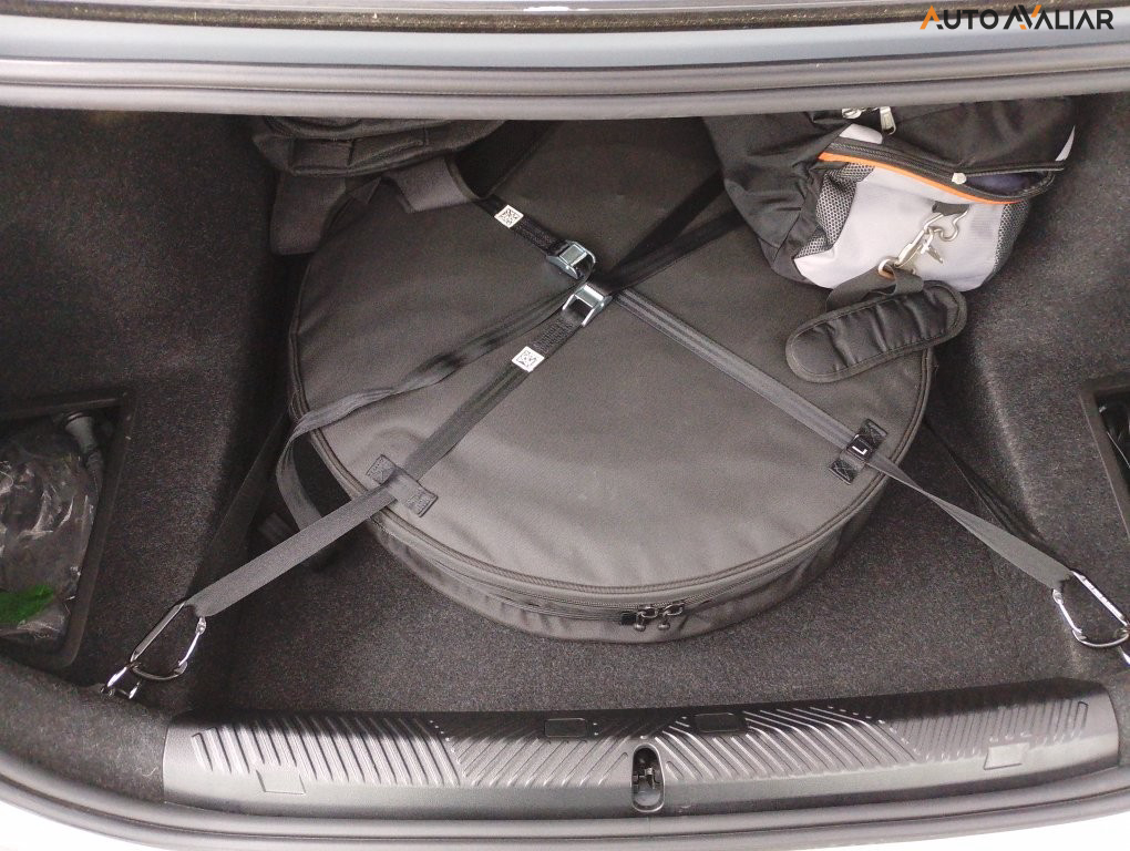 BMW 530E 2.0 TWINPOWER PHEV M SPORT AUTOM&Aacute;TICO