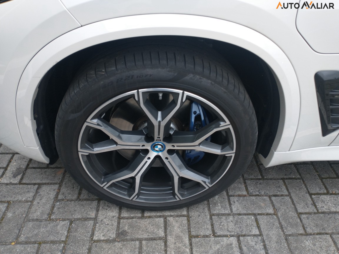 BMW X5 3.0 I6 TURBO H&Iacute;BRIDO XDRIVE50E M SPORT AUTOM&Aacute;TICO