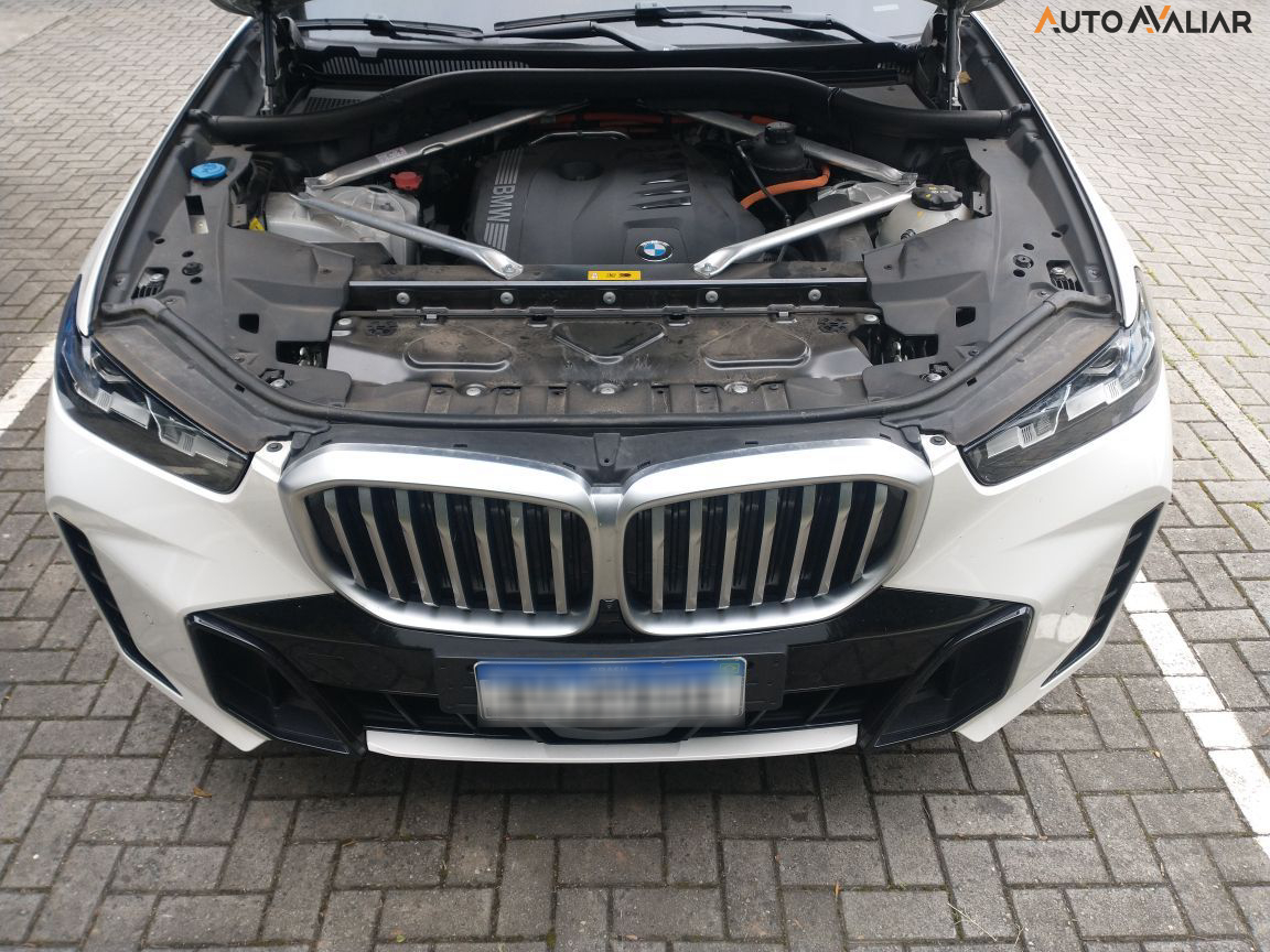 BMW X5 3.0 I6 TURBO H&Iacute;BRIDO XDRIVE50E M SPORT AUTOM&Aacute;TICO