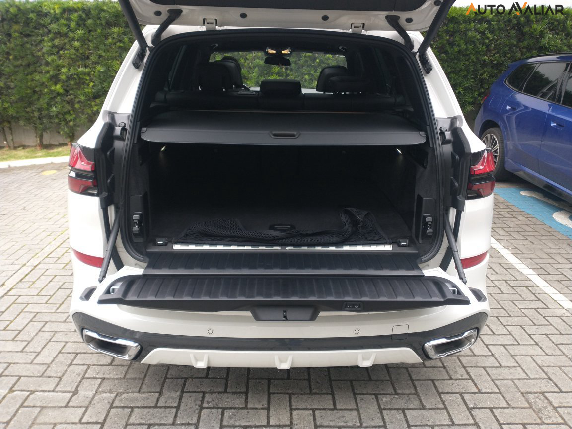 BMW X5 3.0 I6 TURBO H&Iacute;BRIDO XDRIVE50E M SPORT AUTOM&Aacute;TICO