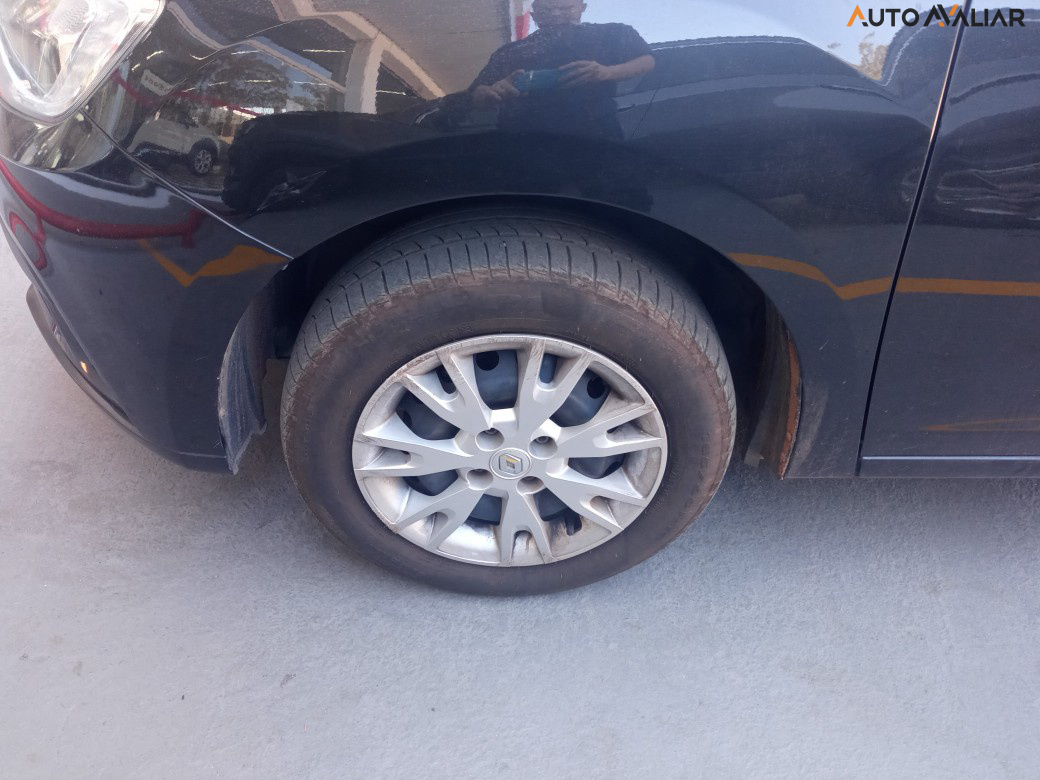 RENAULT LOGAN 1.0  12V SCE FLEX ZEN MANUAL