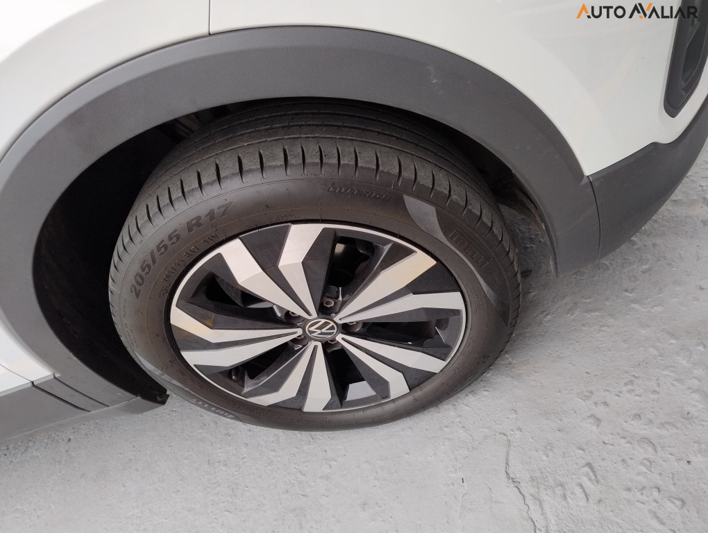 VOLKSWAGEN T-CROSS 1.0 200 TSI TOTAL FLEX AUTOM&Aacute;TICO