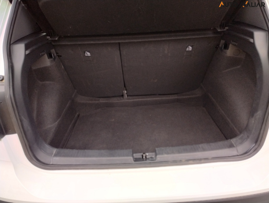 VOLKSWAGEN T-CROSS 1.0 200 TSI TOTAL FLEX AUTOM&Aacute;TICO