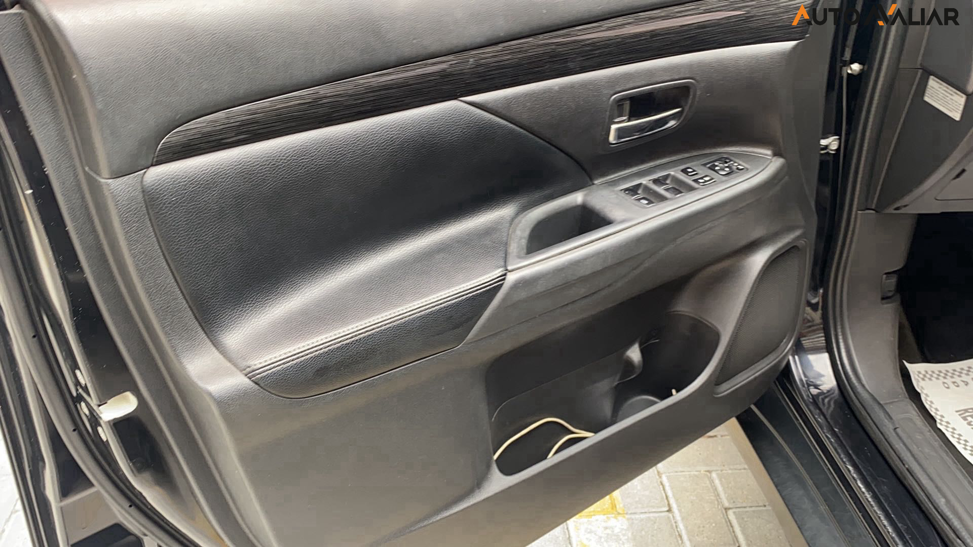 MITSUBISHI OUTLANDER 2.2 4X4 16V DIESEL 4P AUTOMATICO