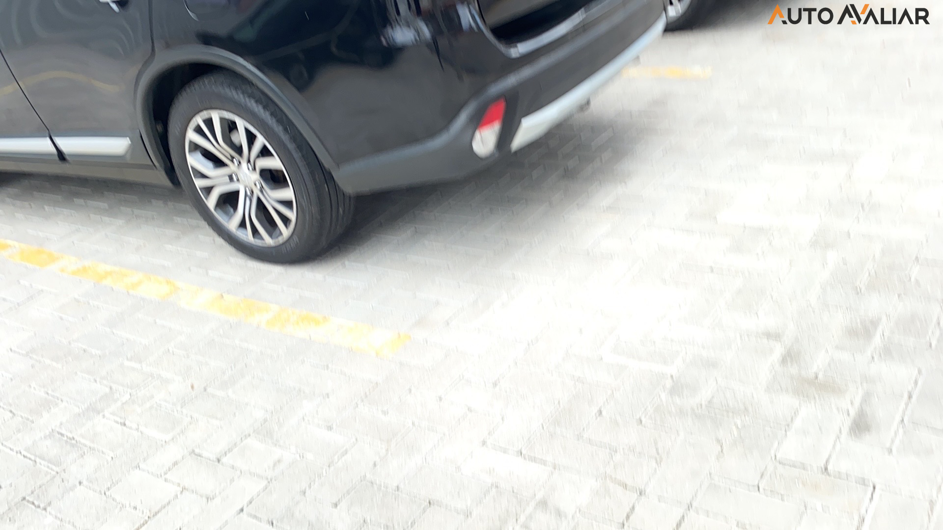 MITSUBISHI OUTLANDER 2.2 4X4 16V DIESEL 4P AUTOMATICO