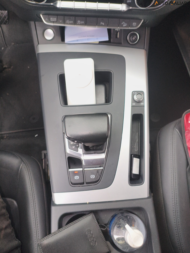 AUDI Q5 2.0 45 TFSI GASOLINA PRESTIGE QUATTRO S TRONIC