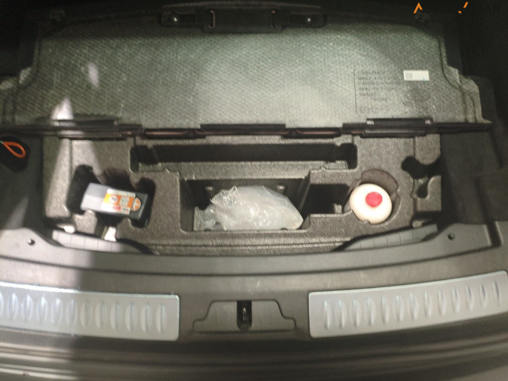 LAND ROVER RANGE ROVER VELAR RANGE R. VELAR HSE DYN 2.0 P400E (HIB.)