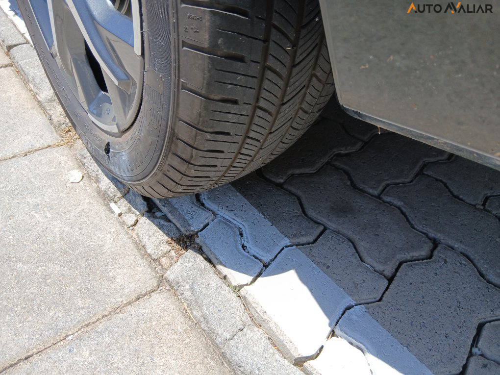 HONDA ZR-V TOURING 2.0 16V 5P AUT.