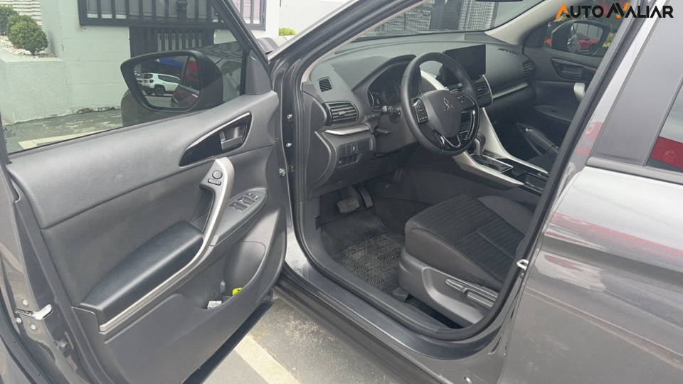 MITSUBISHI ECLIPSE CROSS 1.5 MIVEC TURBO GASOLINA GLS RUSH CVT