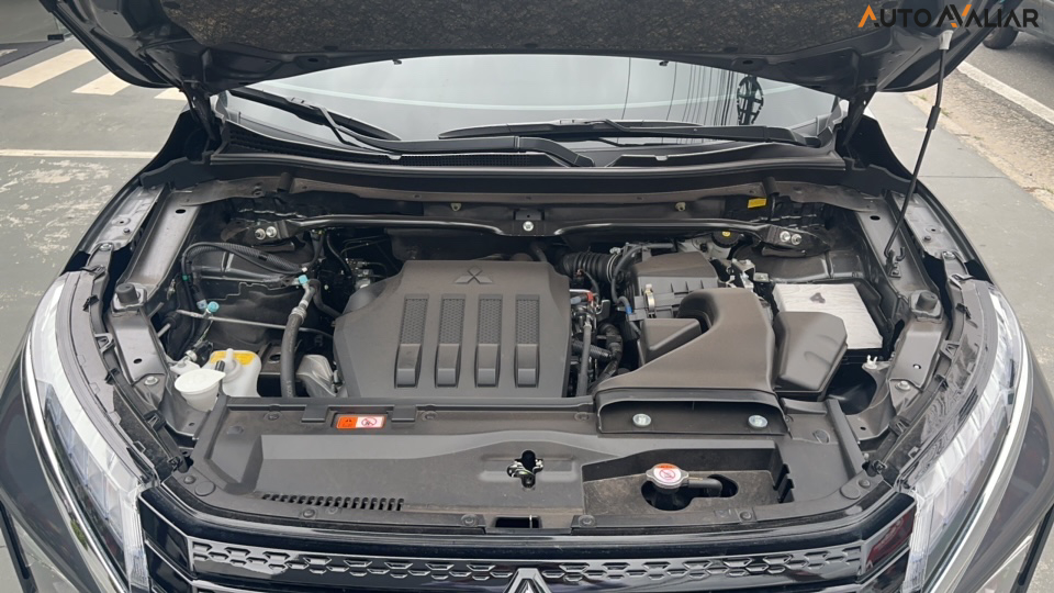 MITSUBISHI ECLIPSE CROSS 1.5 MIVEC TURBO GASOLINA GLS RUSH CVT