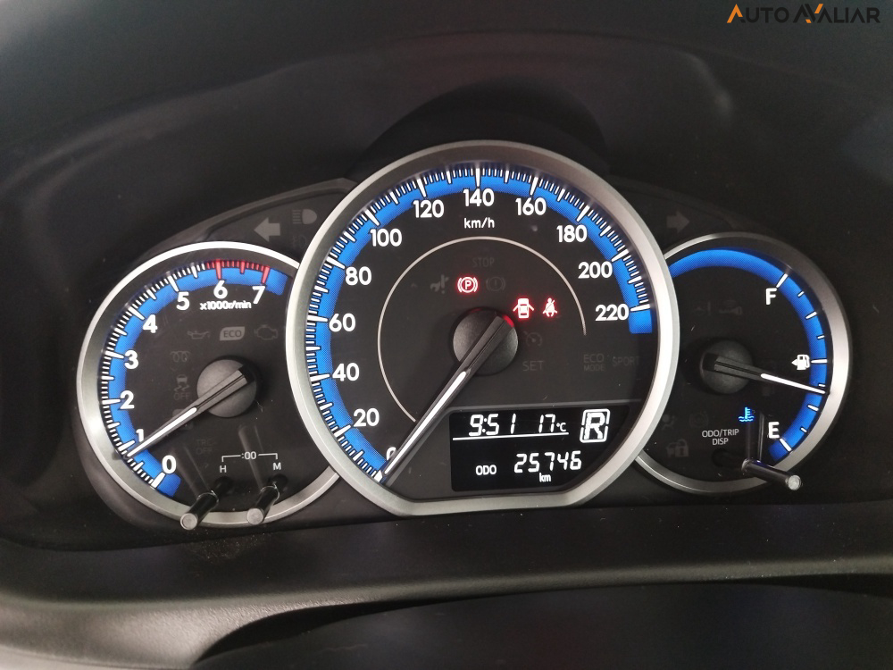 TOYOTA YARIS 1.5 16V FLEX XL MULTIDRIVE