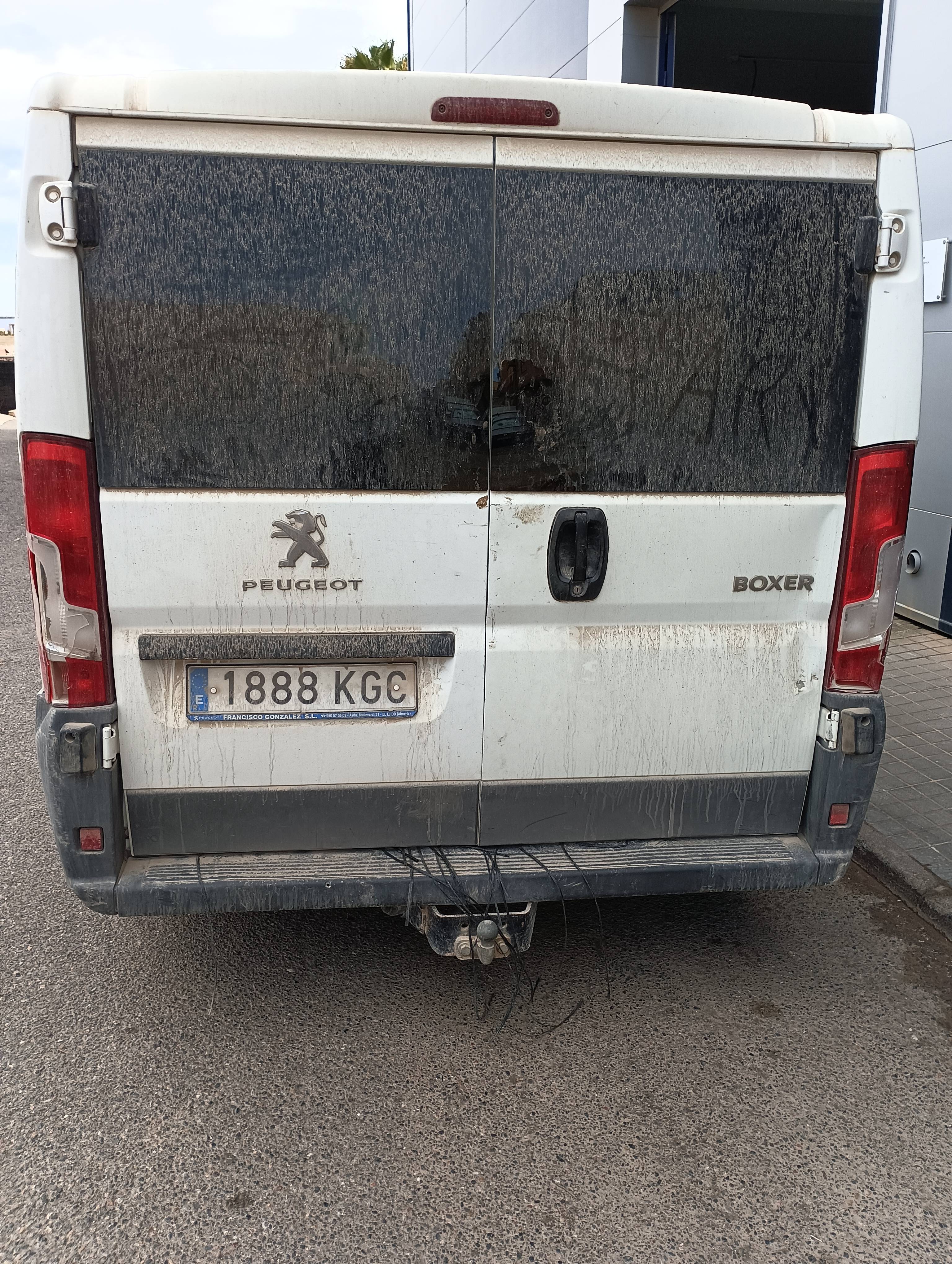 PEUGEOT BOXER COMBI DIESEL BOXER COMBI 2.0 BLUEHDI 330 L1H1 110 (4P; 81KW; 110CV; CX. M; 9/2015 a 9/2018)
