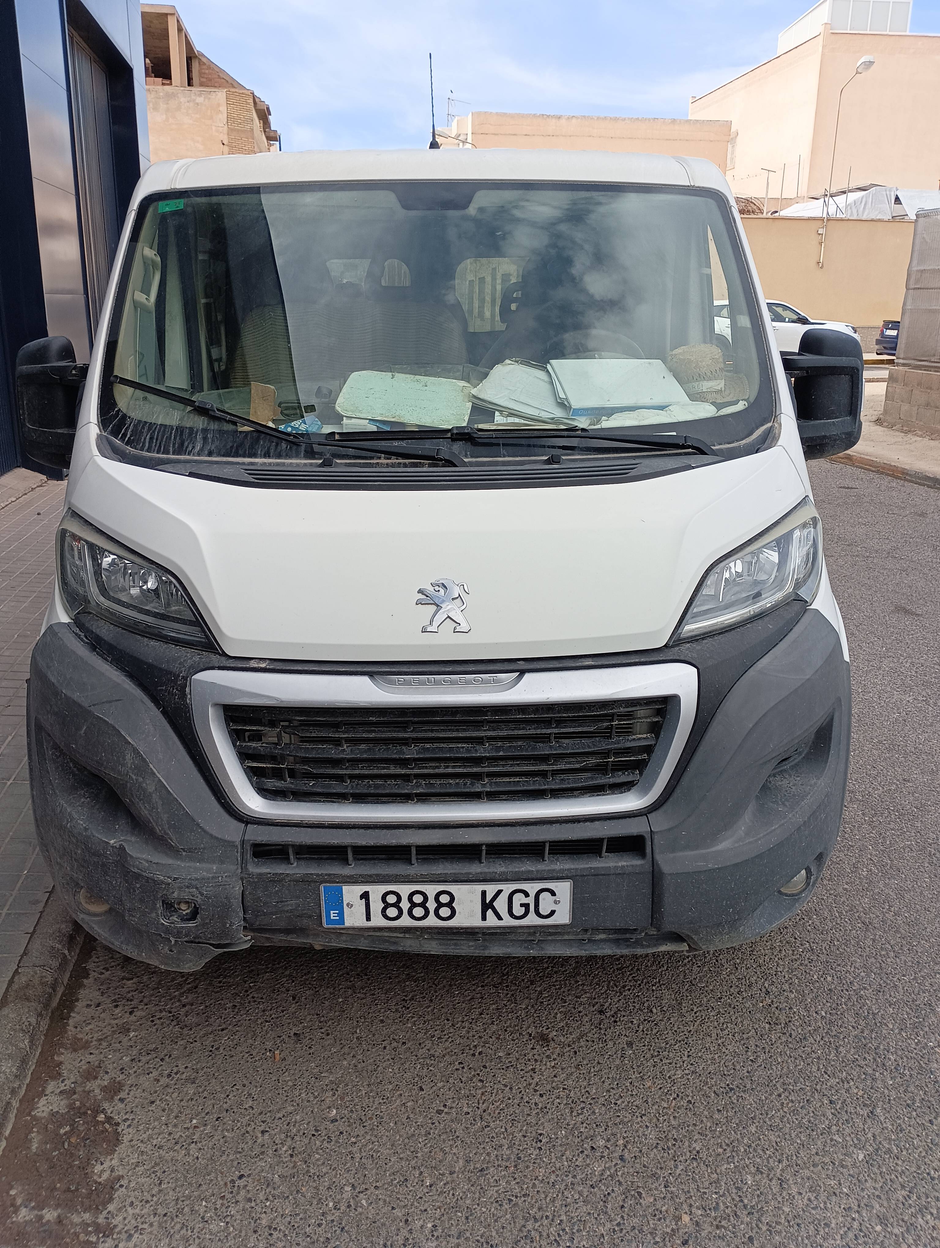 PEUGEOT BOXER COMBI DIESEL BOXER COMBI 2.0 BLUEHDI 330 L1H1 110 (4P; 81KW; 110CV; CX. M; 9/2015 a 9/2018)