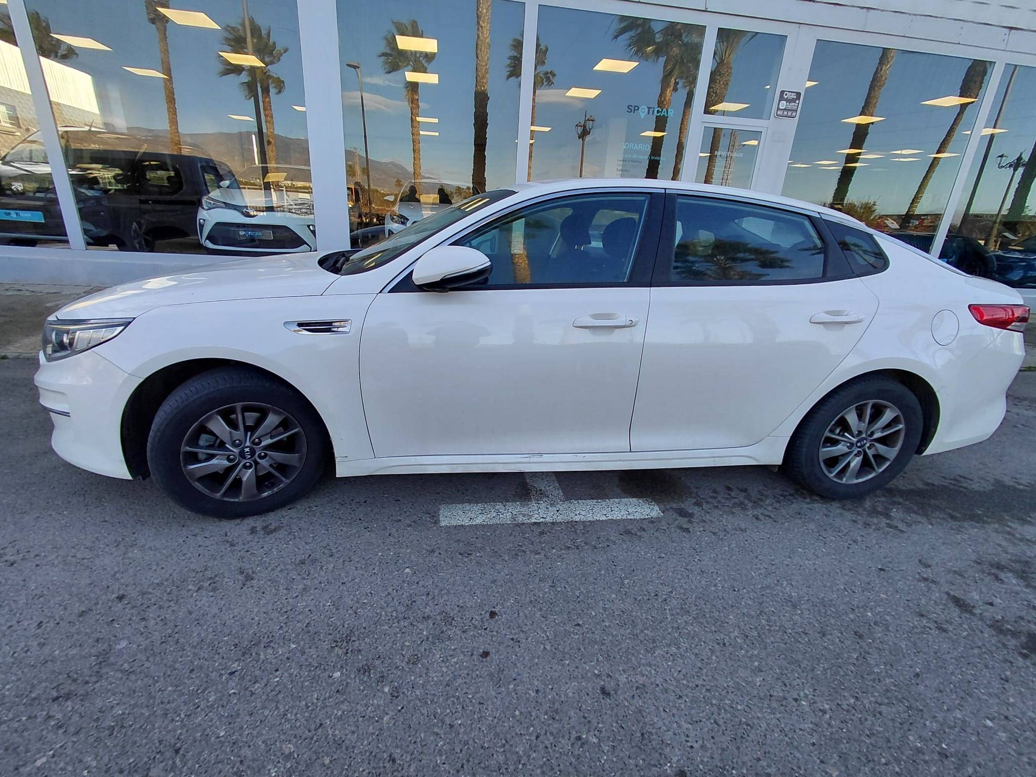 KIA OPTIMA DIESEL CONCEPT (4P; 104KW; 141CV; CX. M; 12/2015 a 11/2018)