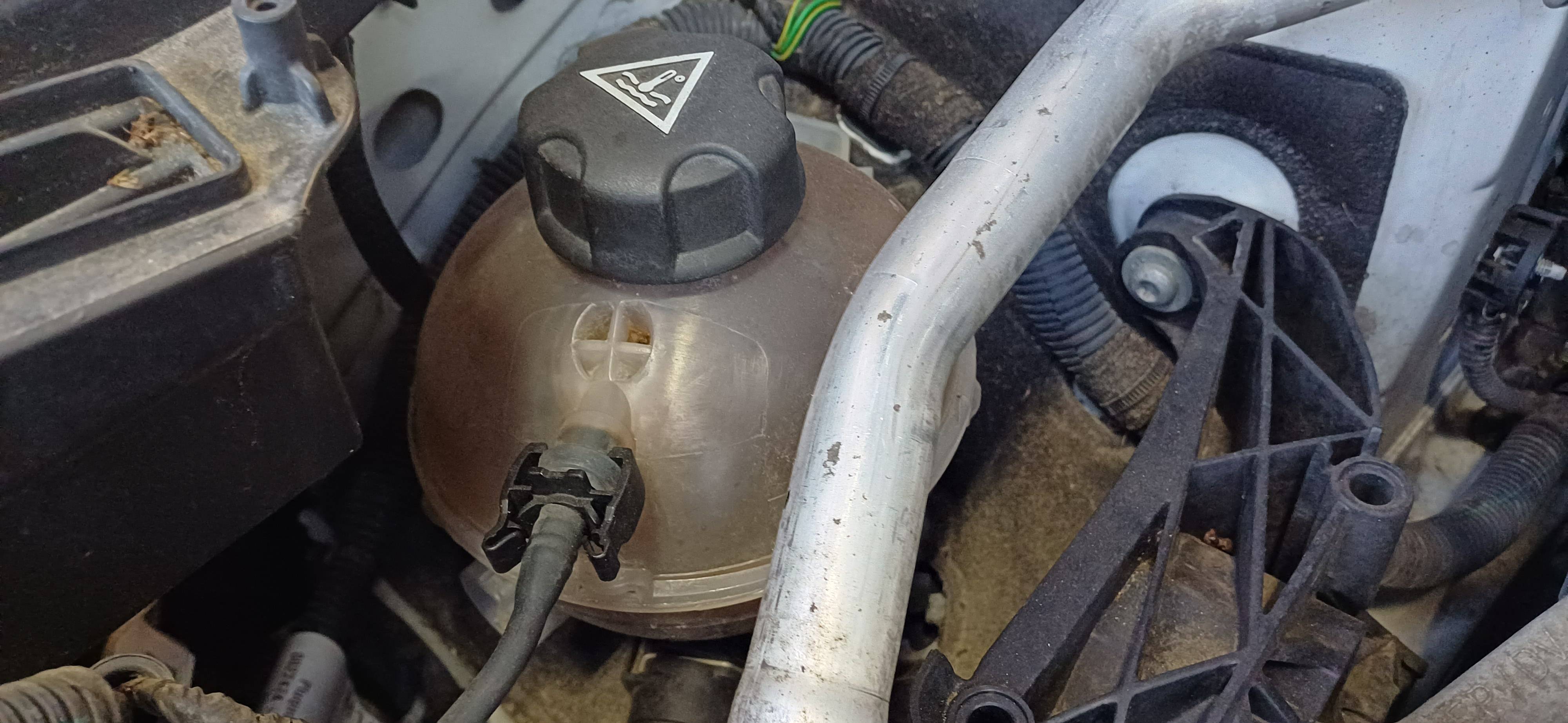 PEUGEOT 3008 DIESEL ALLURE (5P; 88KW; 120CV; CX. M; 7/2016 a 9/2017)