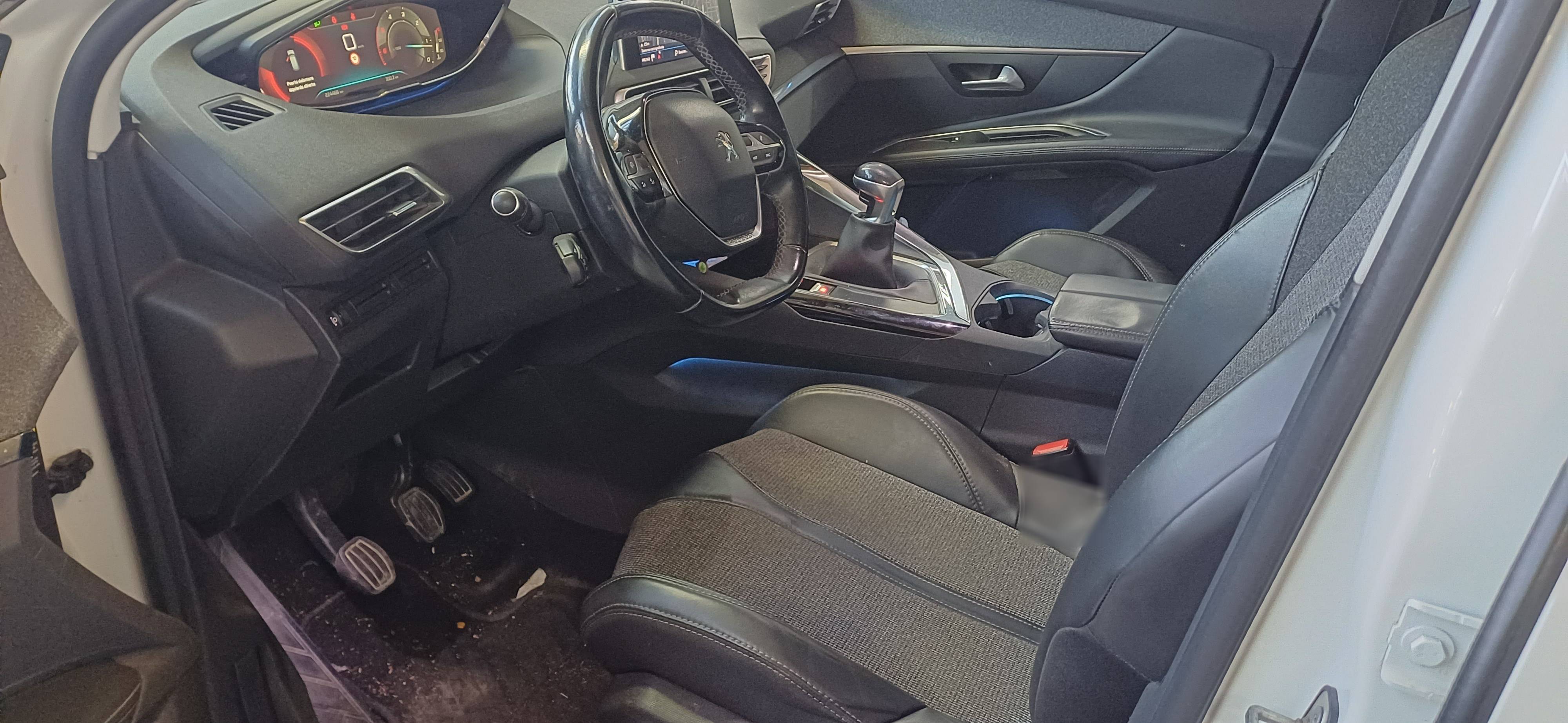 PEUGEOT 3008 DIESEL ALLURE (5P; 88KW; 120CV; CX. M; 7/2016 a 9/2017)