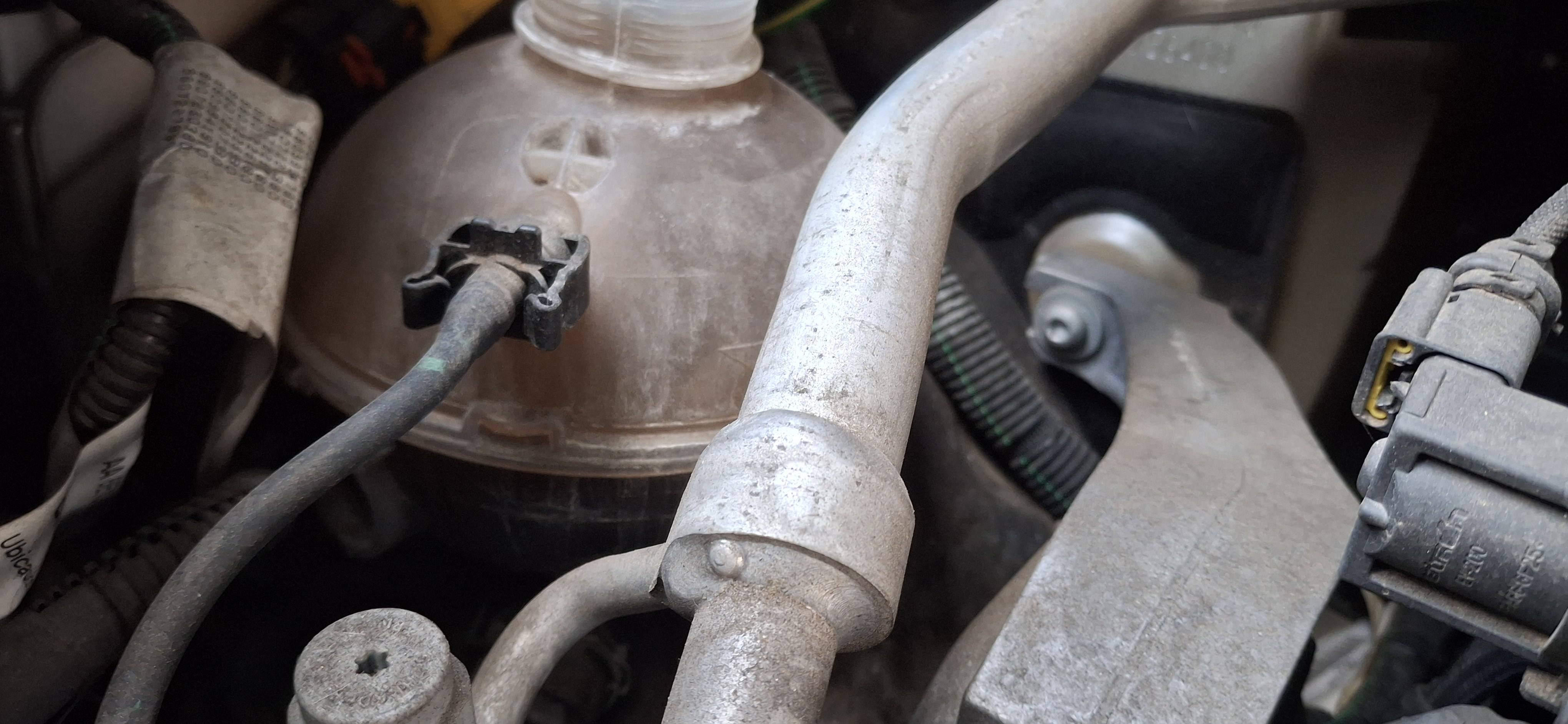 CITROEN C4 PICASSO FEEL (5P; 96KW; 130CV; CX. M; 10/2015 a 6/2016)