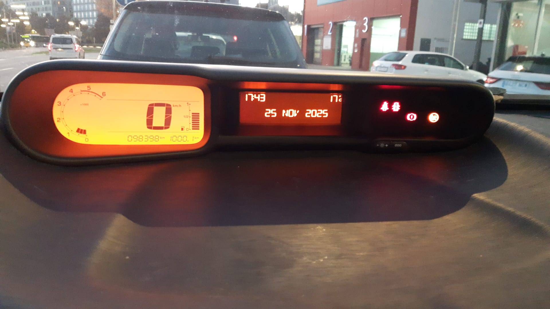 CITROEN C3 PICASSO DIESEL ATTRACTION (5P; 68KW; 92CV; CX. M; 11/2012 A 2/2015)