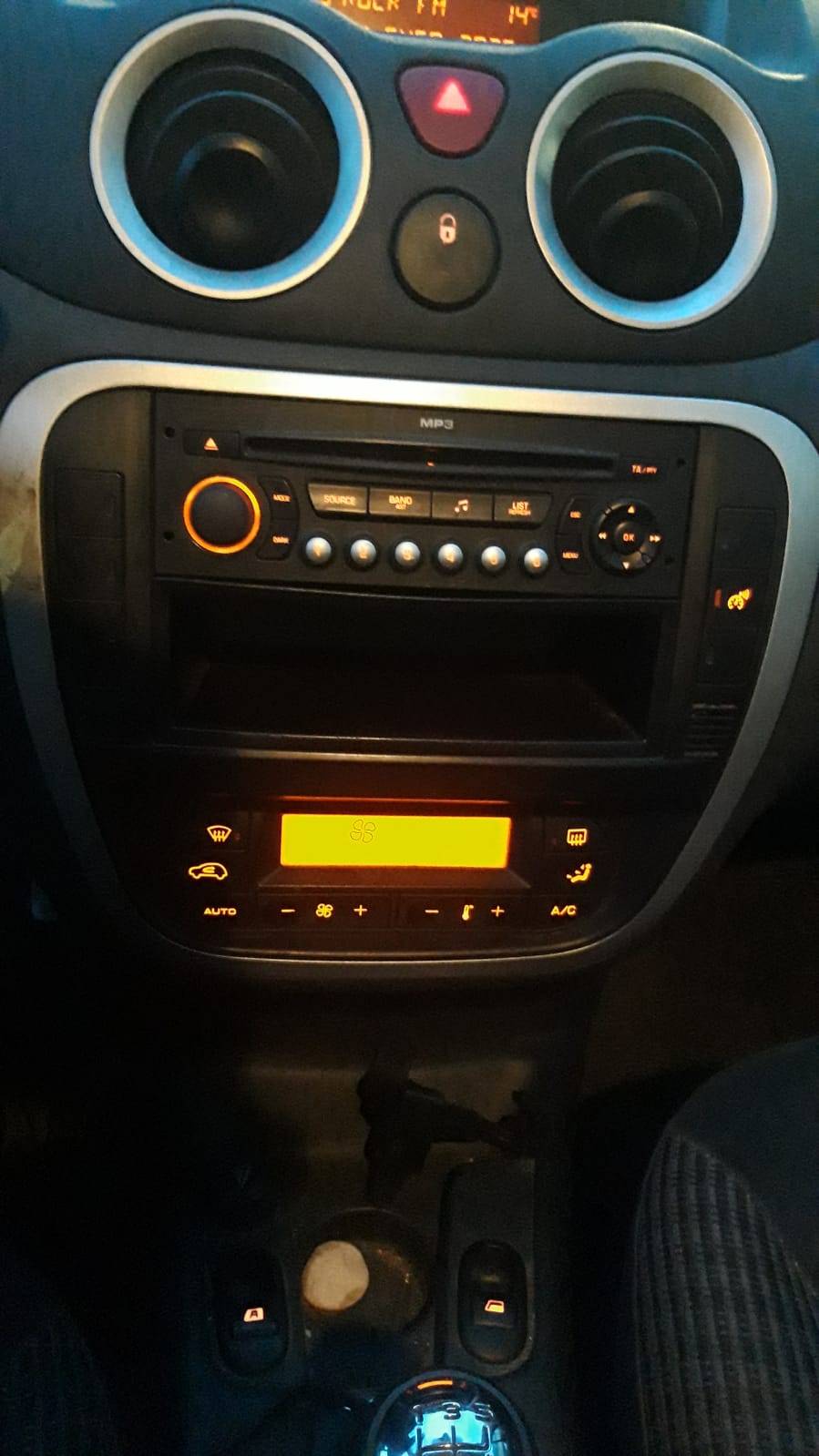 CITROEN C3 COLLECTION (5P; 50KW; 70CV; CX. M; 5/2006 a 12/2007)