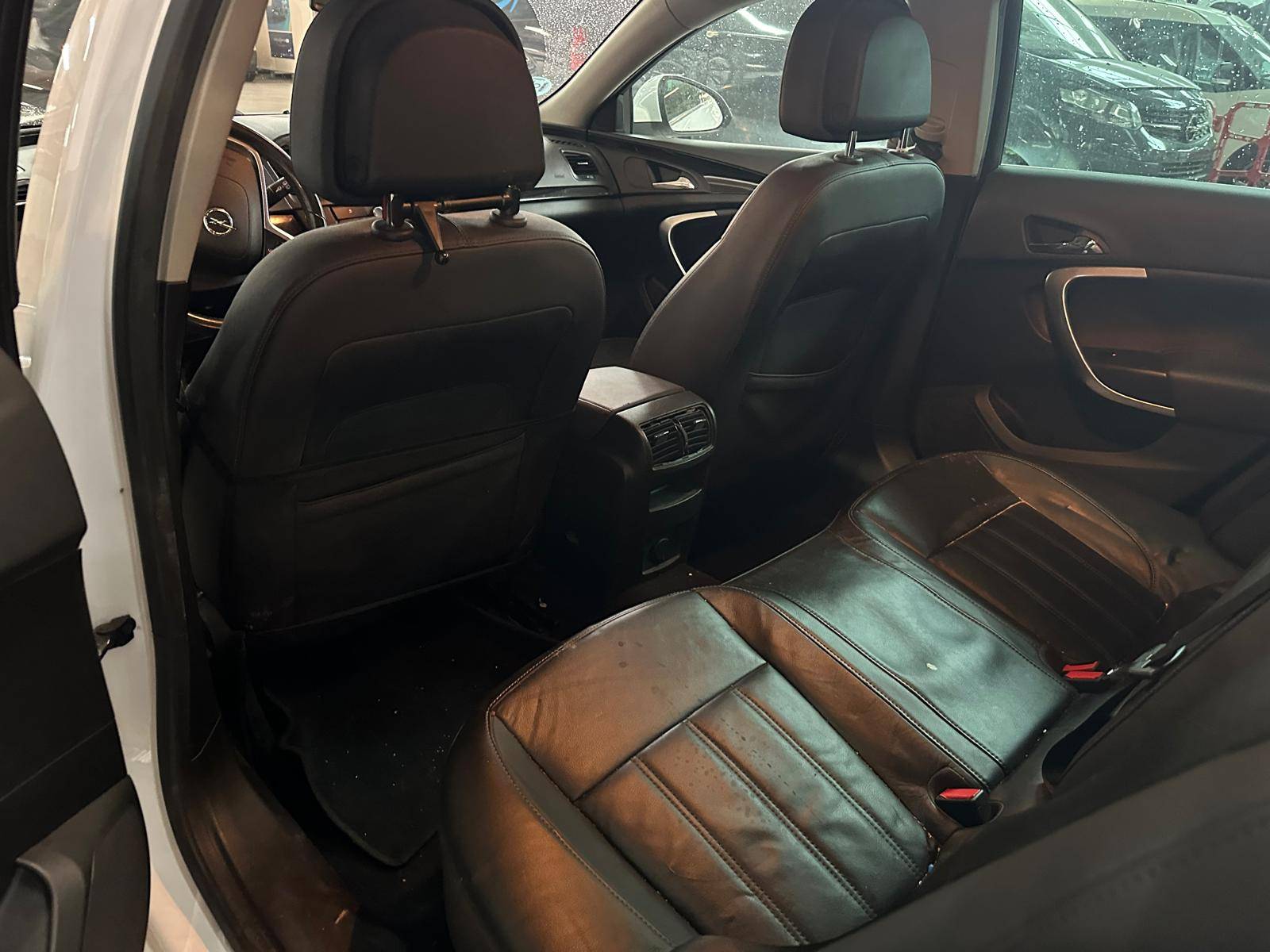 OPEL INSIGNIA SPORTS TOURER COSMO (5P; 162KW; 220CV; CX. M; 3/2009 a 12/2009)