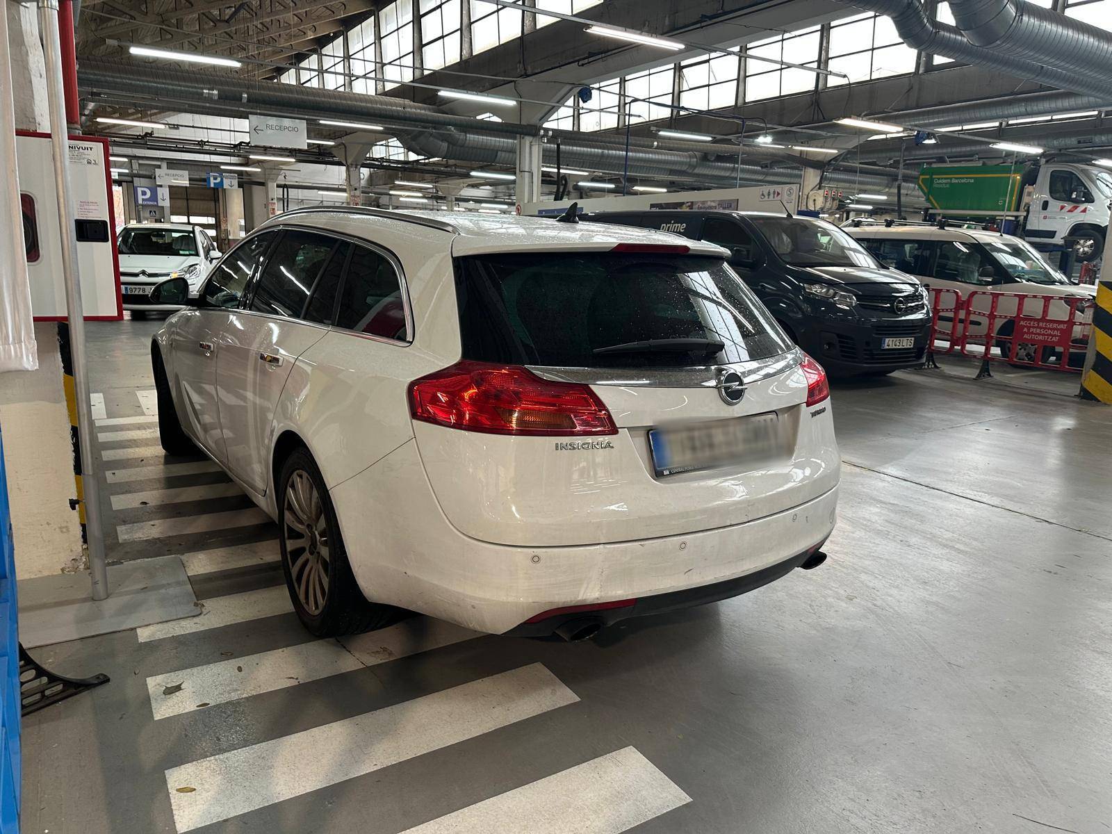 OPEL INSIGNIA SPORTS TOURER COSMO (5P; 162KW; 220CV; CX. M; 3/2009 a 12/2009)