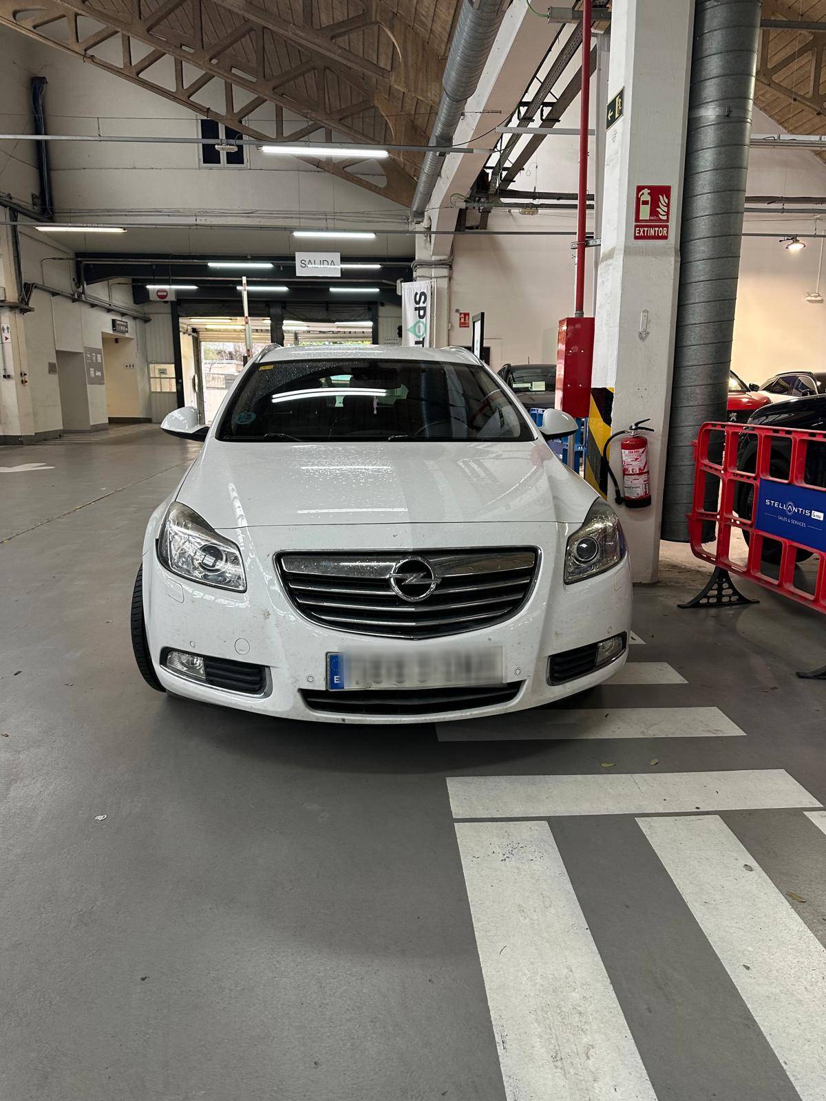 OPEL INSIGNIA SPORTS TOURER COSMO (5P; 162KW; 220CV; CX. M; 3/2009 a 12/2009)