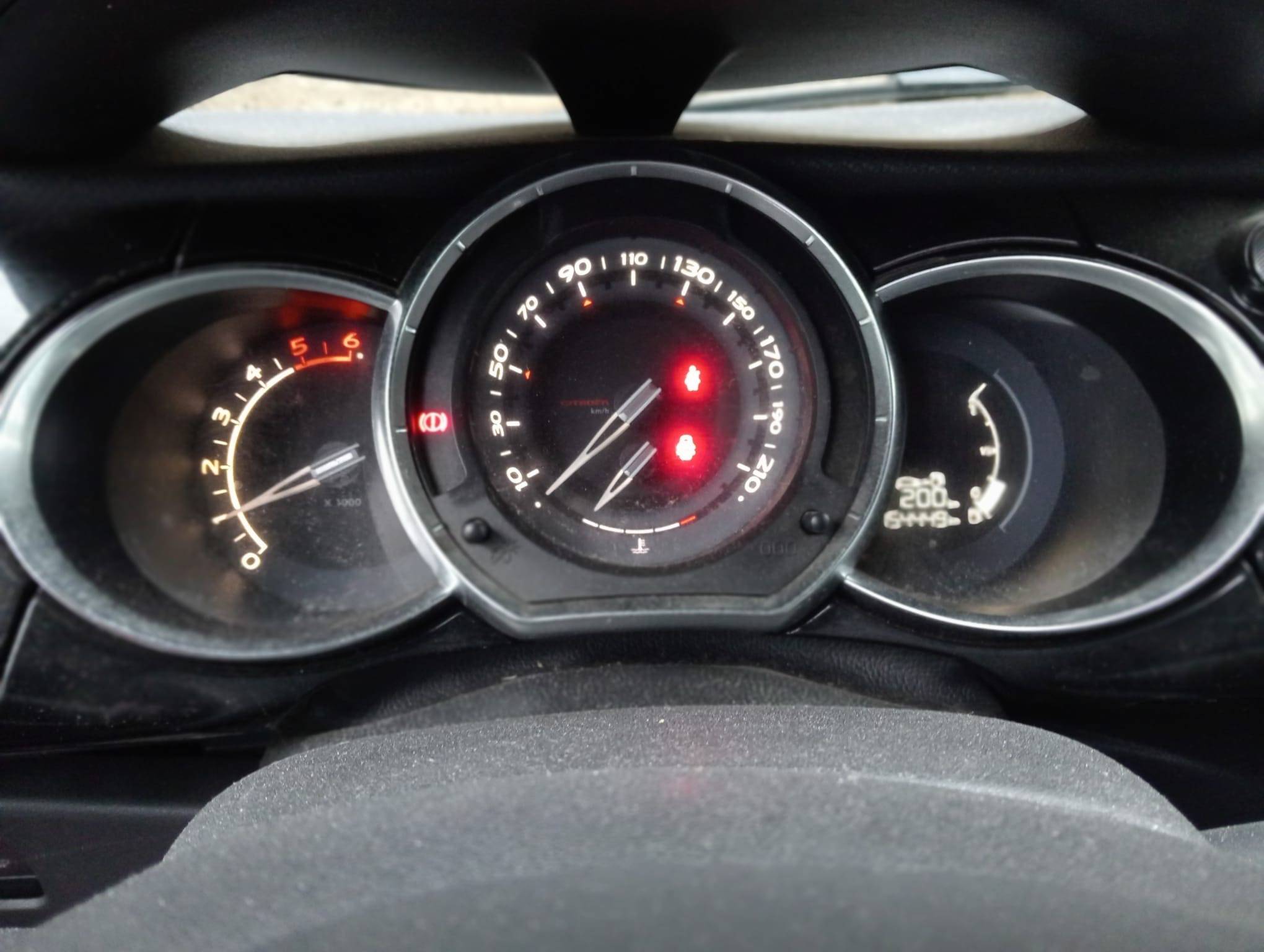 CITROEN DS3 DIESEL ELECTRO SHOT (3P; 68KW; 92CV; CX. M; 9/2013 A 7/2014)