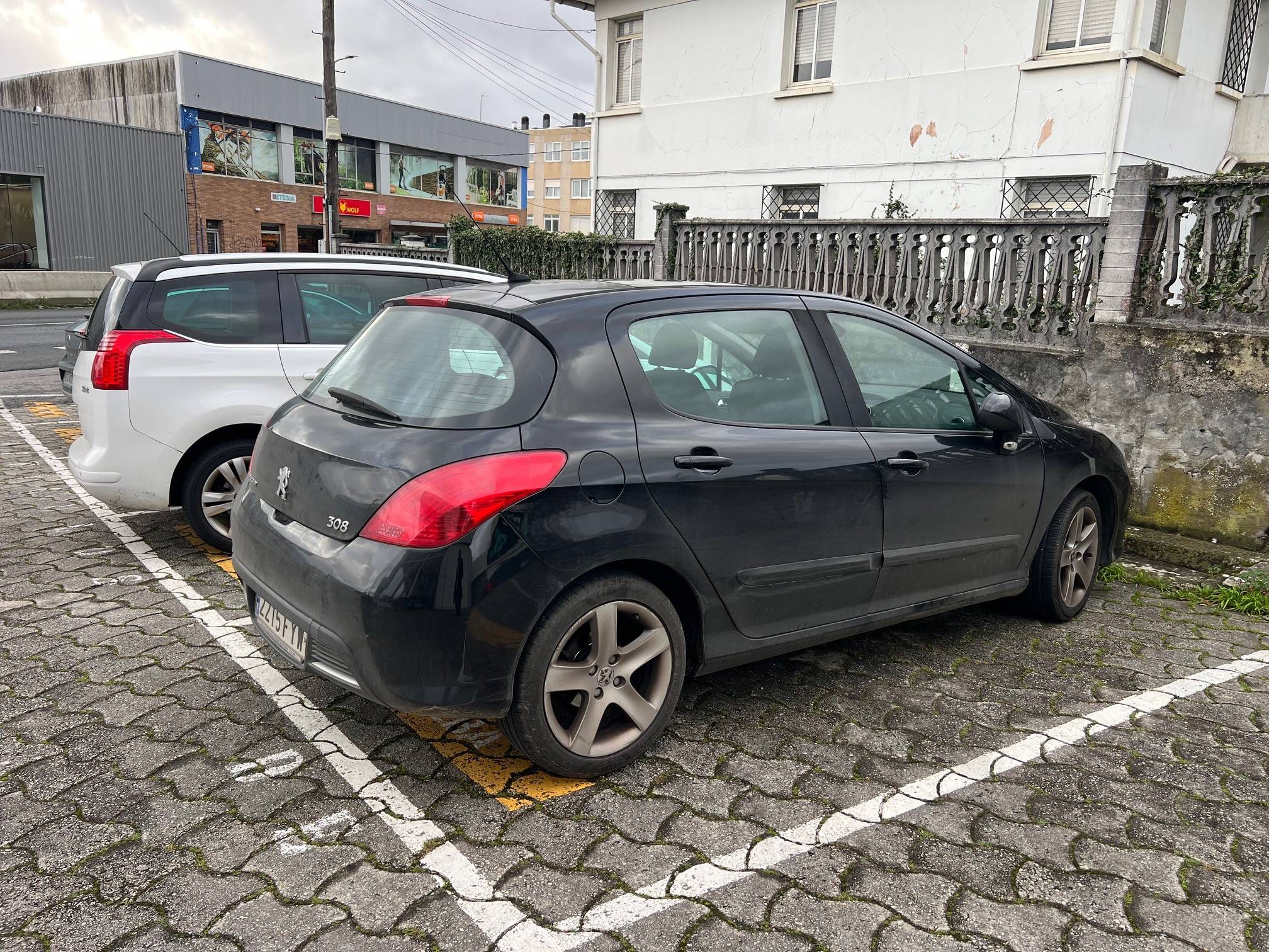 PEUGEOT 308 DIESEL PREMIUM (5P; 80KW; 110CV; CX. M; 9/2007 A 3/2008)