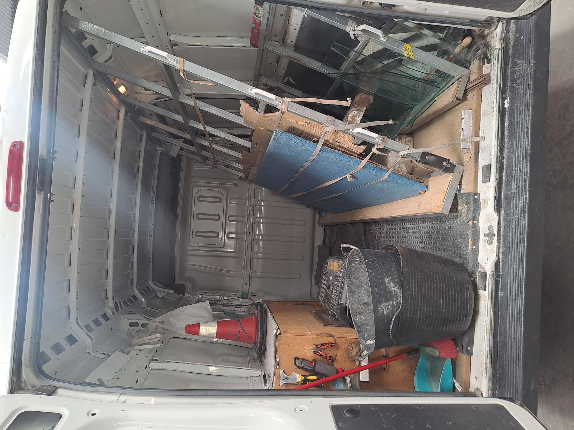 PEUGEOT BOXER FURG&Oacute;N DIESEL BOXER FURG&Oacute;N 2.2BLUEHDI 333 L2H2 S&S 120 (4P; 88KW; 120CV; CX. M; 6/2019 a 10/2023)