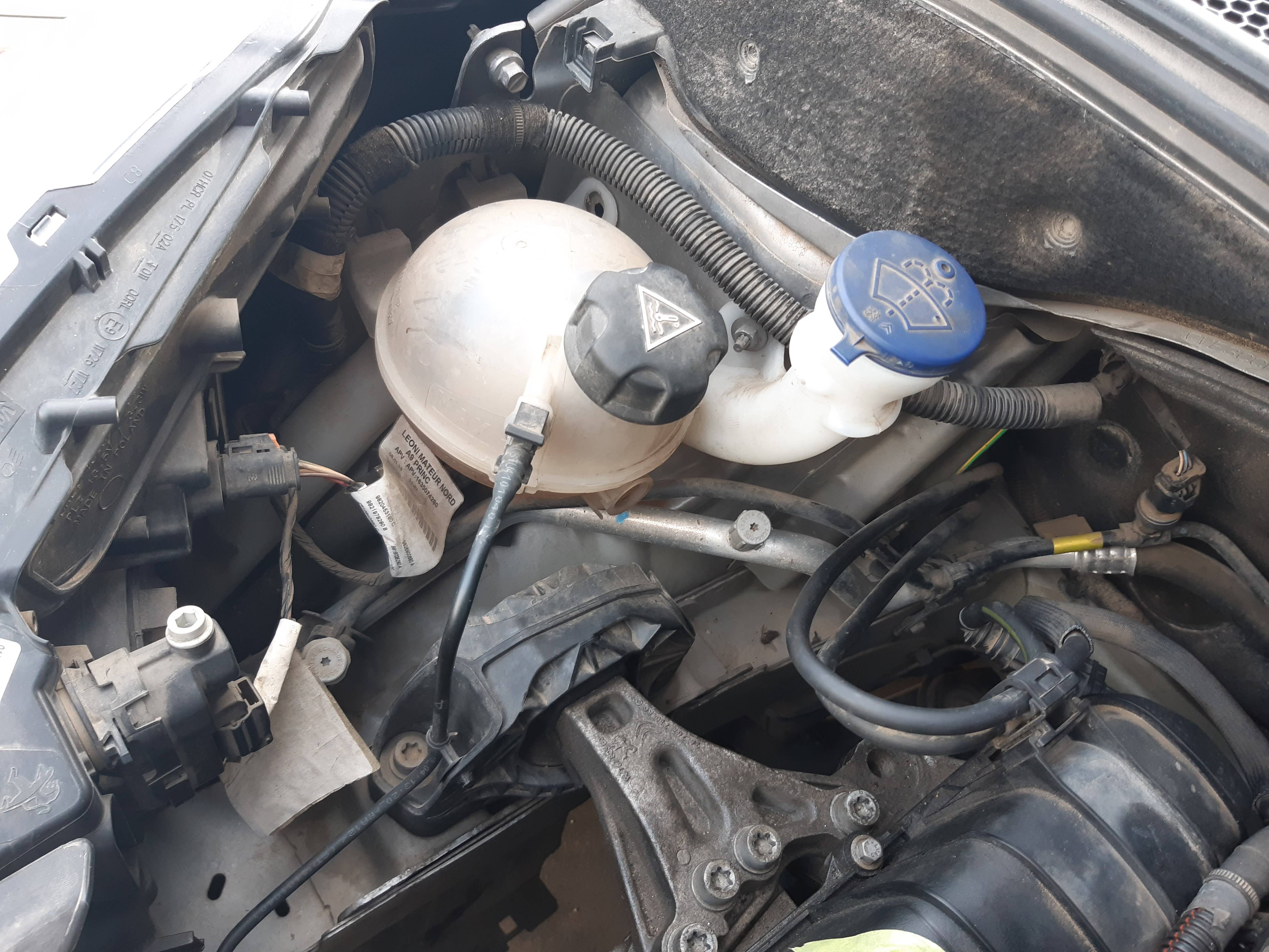 PEUGEOT 208 SIGNATURE (5P; 61KW; 82CV; CX. M; 5/2018 a 6/2019)