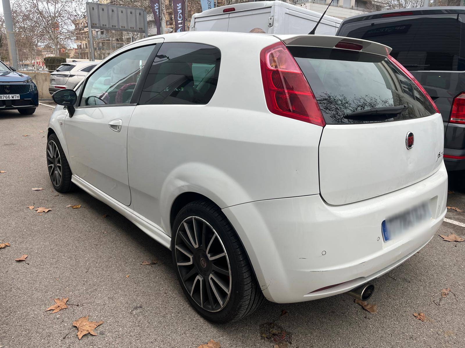 FIAT GRANDE PUNTO SPORT (3P; 70KW; 95CV; CX. M; 9/2008 a 9/2009)