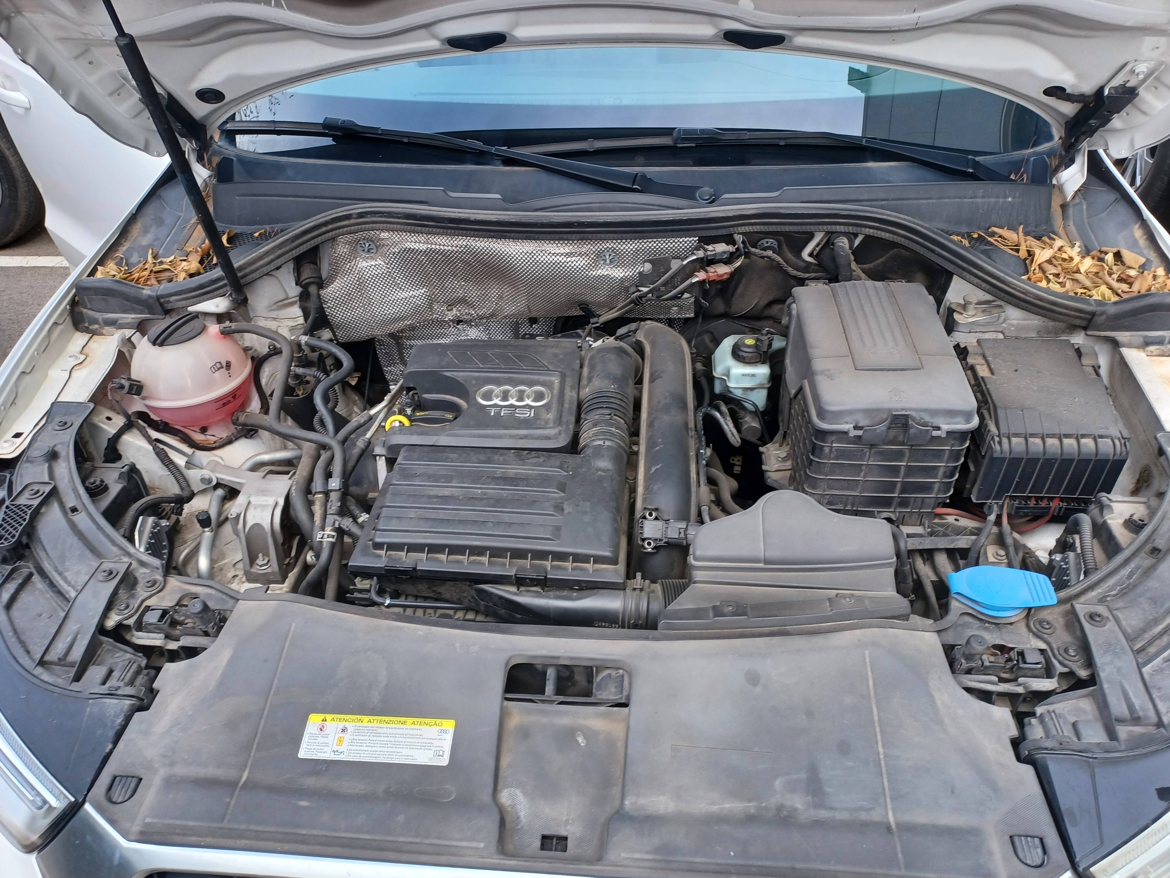 AUDI Q3 DESIGN EDITION (5P; 110KW; 150CV; CX. M; 1/2015 A 10/2018)