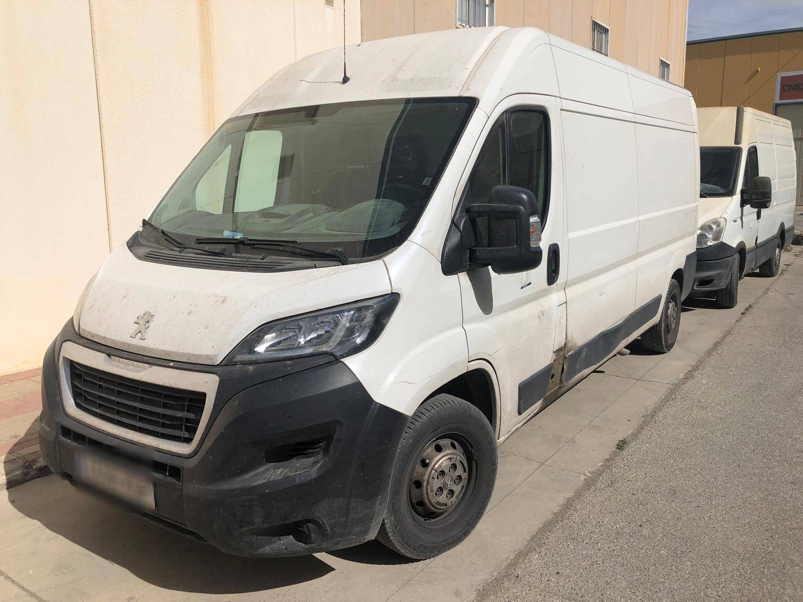 PEUGEOT BOXER FURGÓN DIESEL BOXER FURGÓN 2.0BLUEHDI 335 L3H2 130 (4P; 96KW; 130CV; CX. M; 5/2016 a 5/2019)