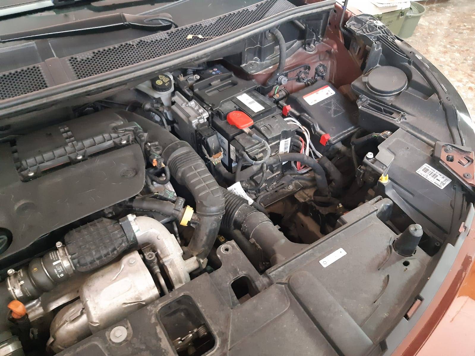 PEUGEOT 3008 DIESEL ALLURE (5P; 88KW; 120CV; CX. M; 7/2016 a 2/2018)