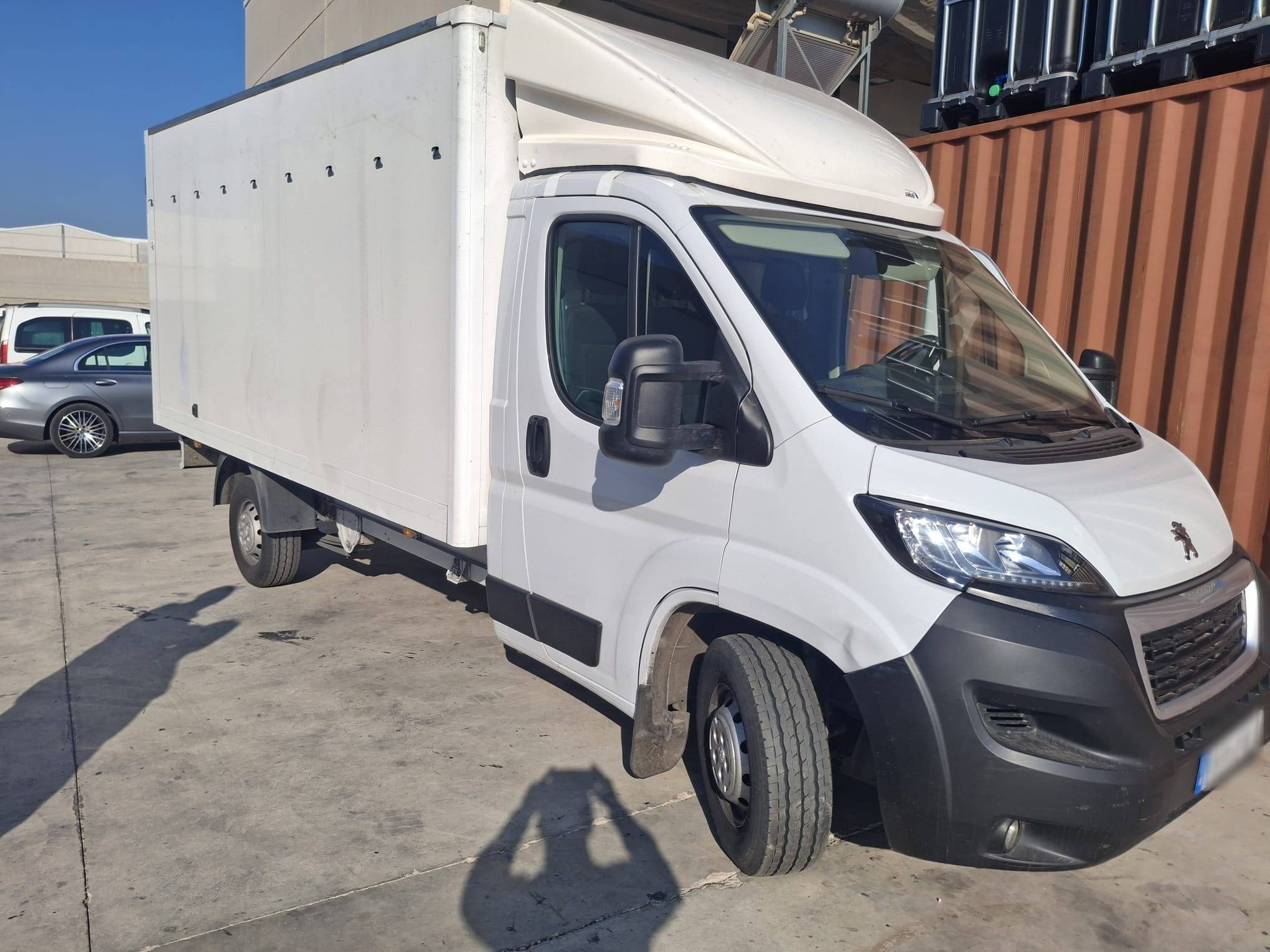 PEUGEOT BOXER CHASIS CABINA DIESEL BOXER CAJA CABINA 2.2BLUEHDI 335 L3 S&S 165 (2P; 121KW; 165CV; CX. M; 10/2022 a 10/2023)