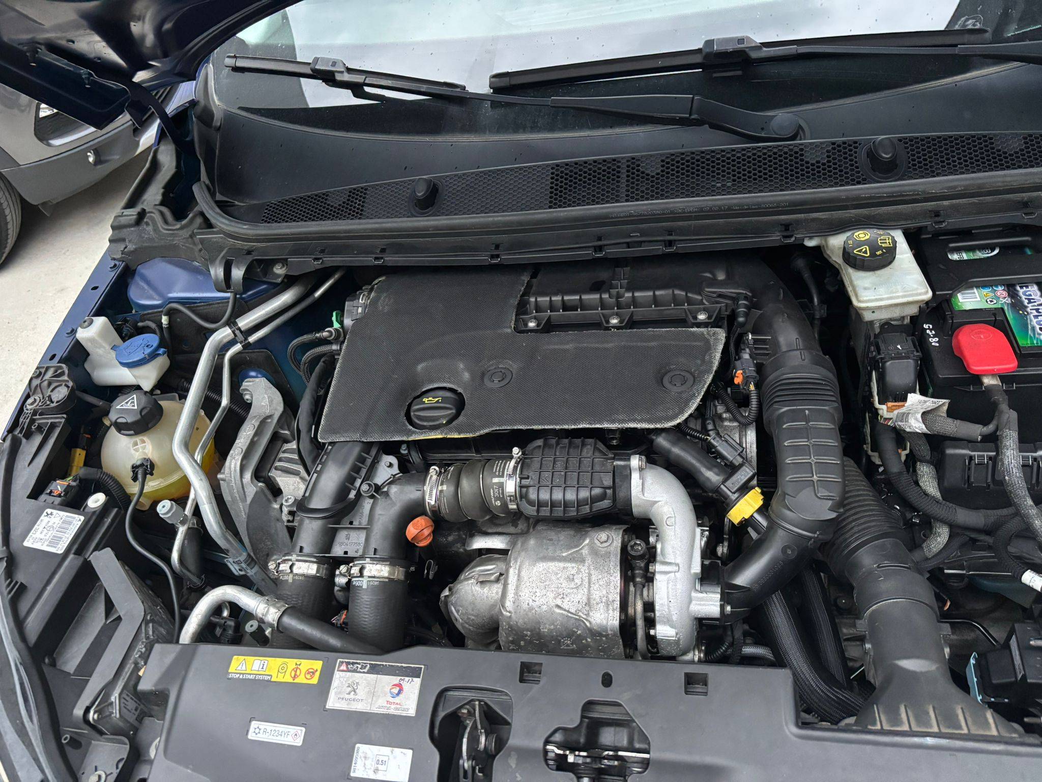 PEUGEOT 308 ALLURE (5P; 88KW; 120CV; CX. M; 5/2015 a 6/2017)