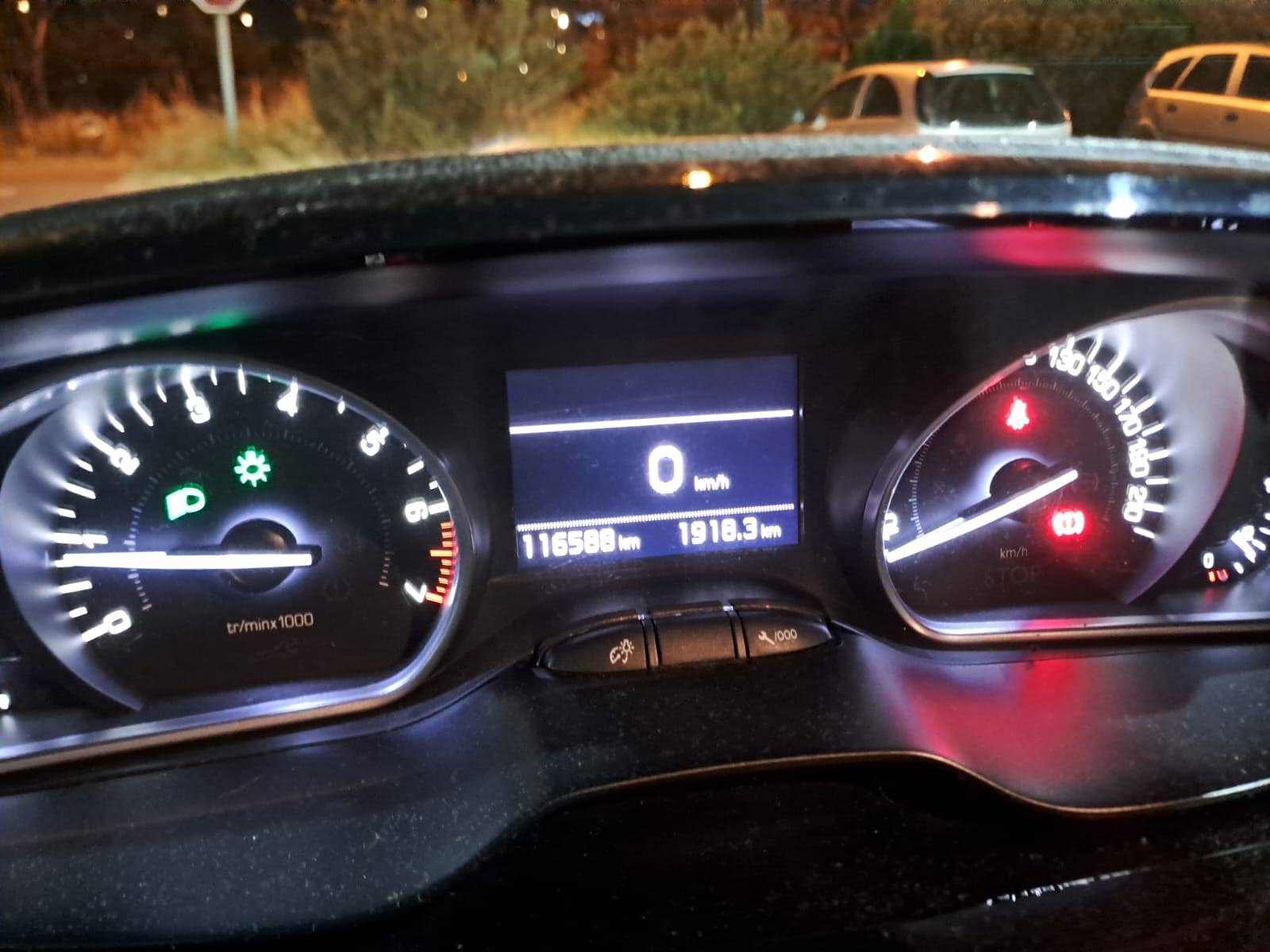 PEUGEOT 208 ALLURE (5P; 81KW; 110CV; CX. M; 5/2015 a 4/2018)