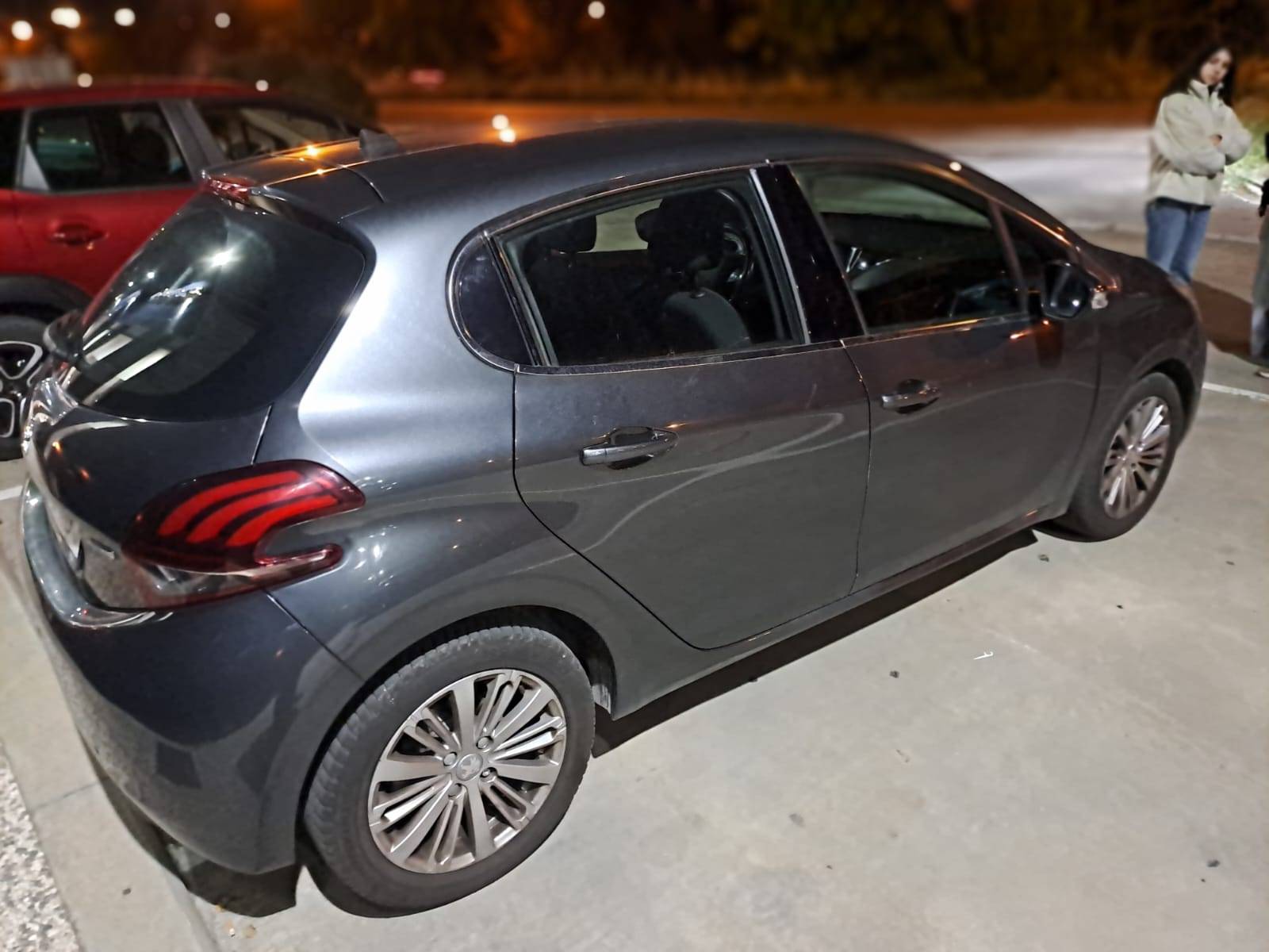 PEUGEOT 208 ALLURE (5P; 81KW; 110CV; CX. M; 5/2015 a 4/2018)