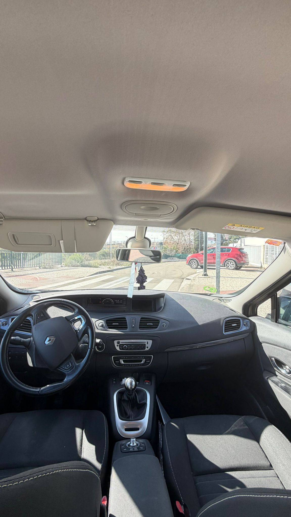 RENAULT GRAND SC&Eacute;NIC DIESEL LIMITED (5P; 81KW; 110CV; CX. M; 6/2014 A 10/2016)