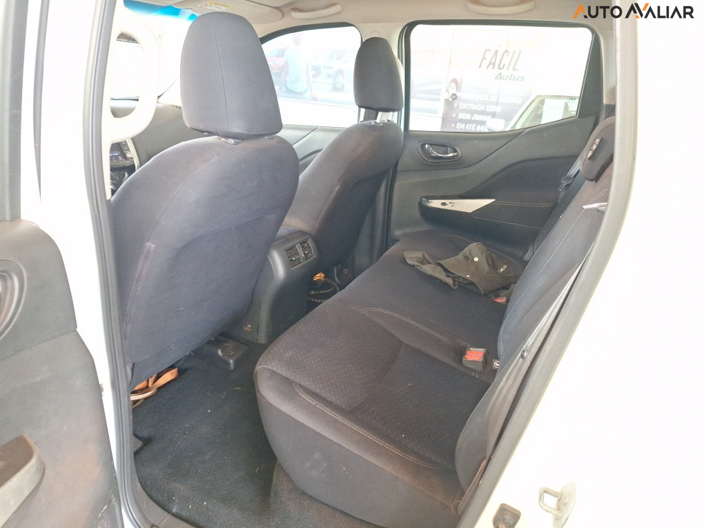 NISSAN FRONTIER 2.3 16V TURBO DIESEL ATTACK CD 4X2 AUTOMATICO