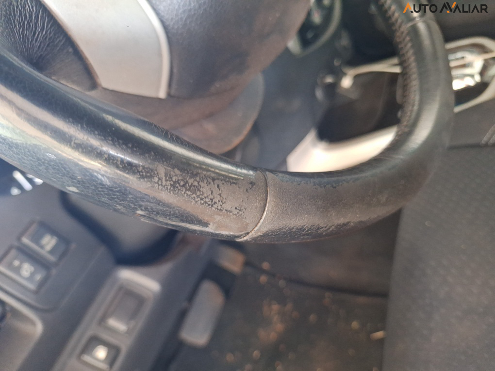 NISSAN FRONTIER 2.3 16V TURBO DIESEL ATTACK CD 4X2 AUTOMATICO