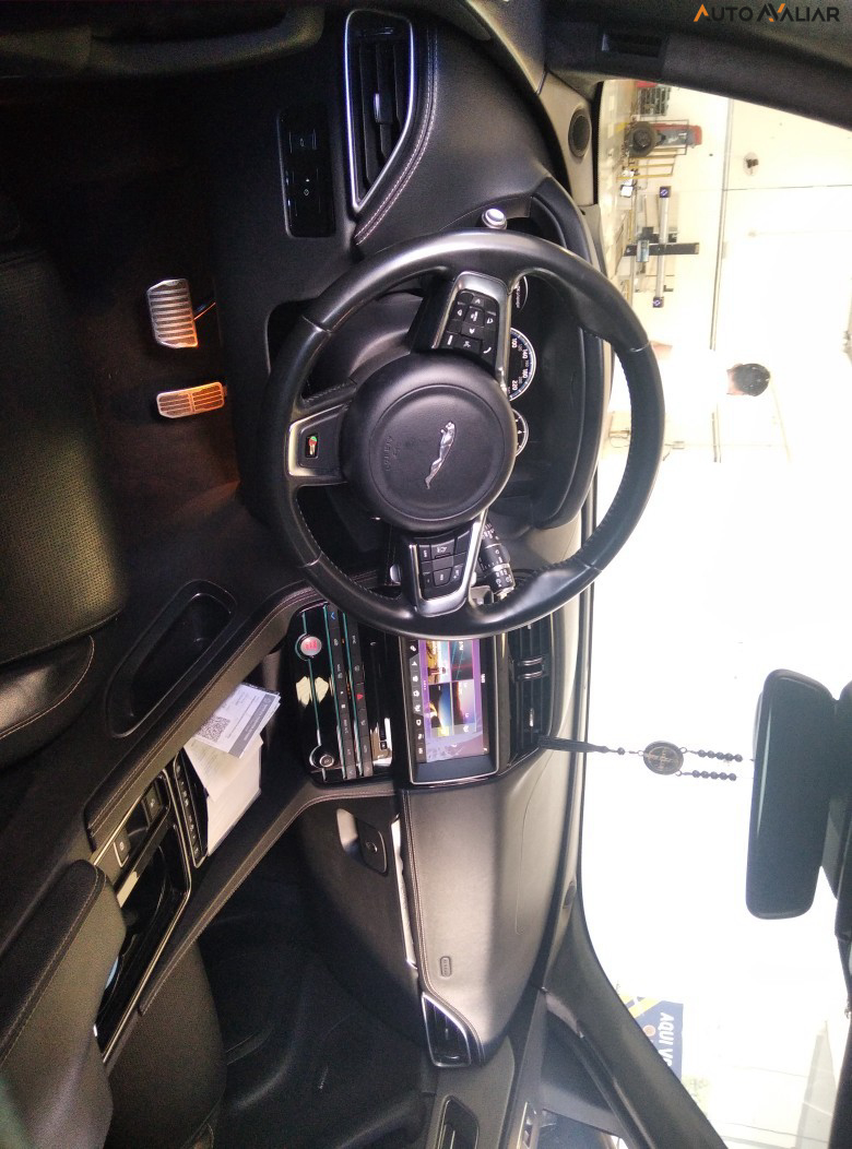 JAGUAR F-PACE 3.0 V6 SUPERCHARGED R-SPORT AWD 4P AUTOMATICO