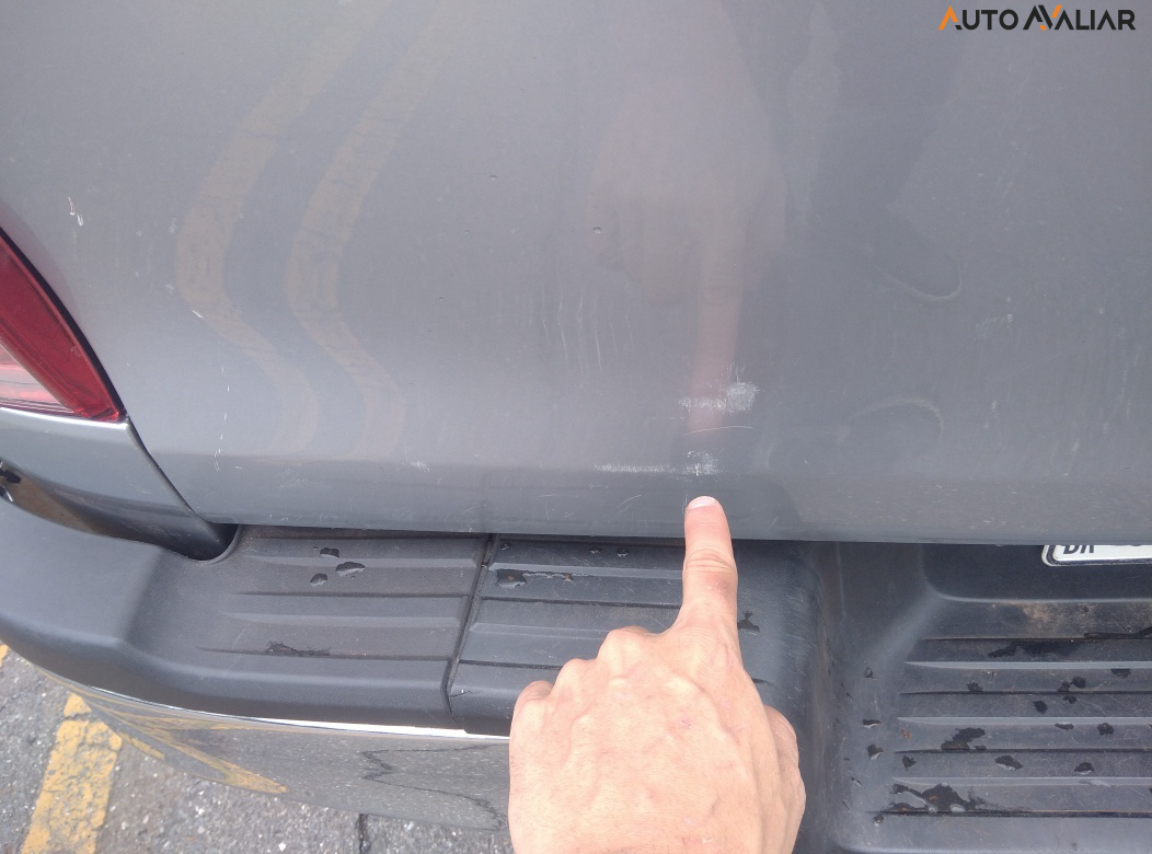 TOYOTA HILUX 2.8 D-4D TURBO DIESEL CD SR 4X4 AUTOM&Aacute;TICO